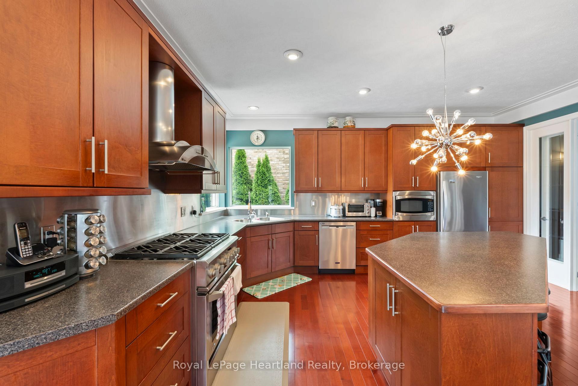 Photo 15 of 169 Park Drive, North Huron, Wingham — HOMEH