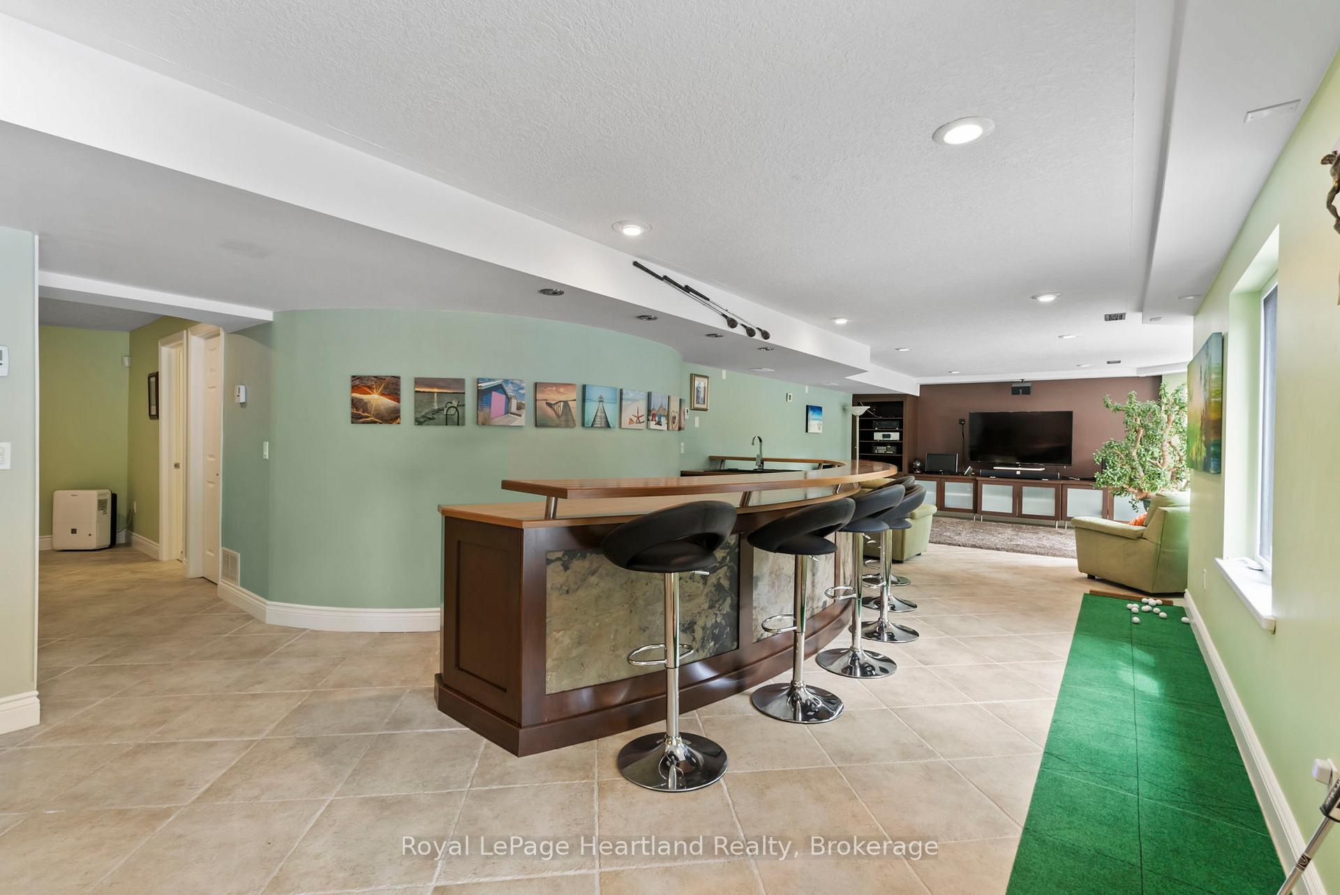 Photo 38 of 169 Park Drive, North Huron, Wingham — HOMEH