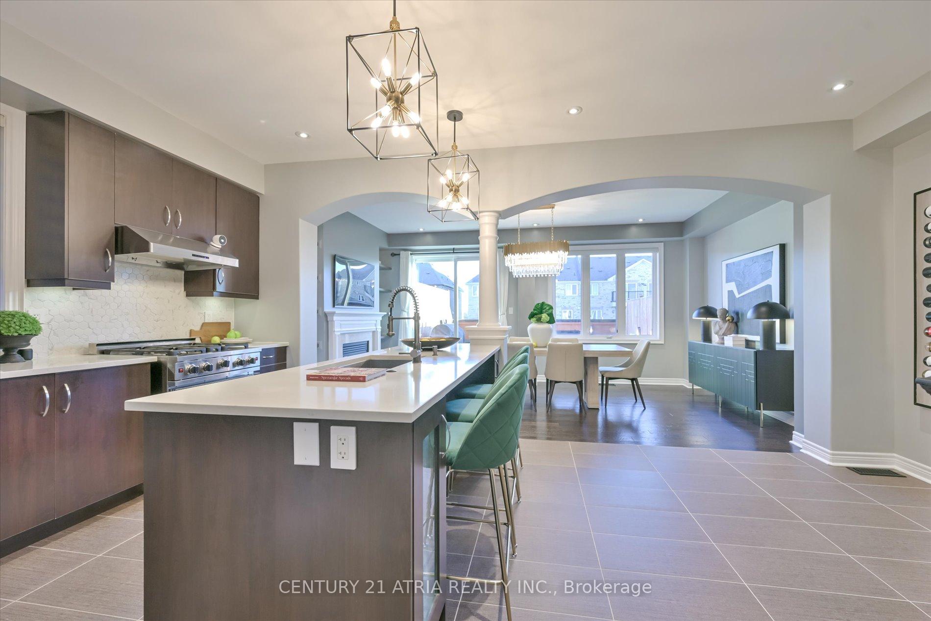 Photo 7 of 13 Earnshaw Drive, Markham, Victoria Square — HOMEH