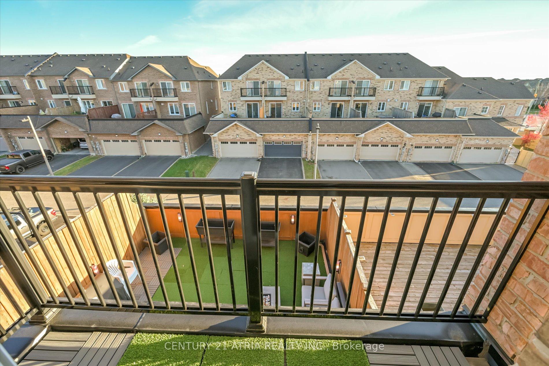 Photo 24 of 13 Earnshaw Drive, Markham, Victoria Square — HOMEH