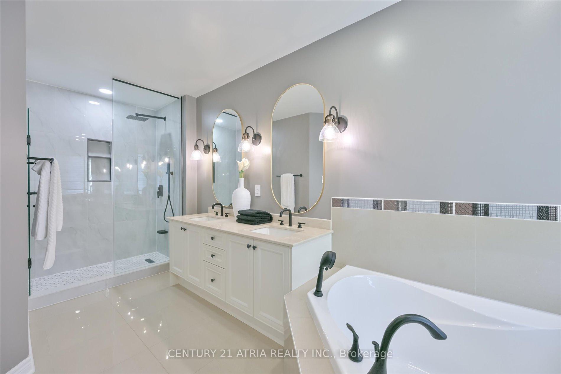 Photo 22 of 13 Earnshaw Drive, Markham, Victoria Square — HOMEH