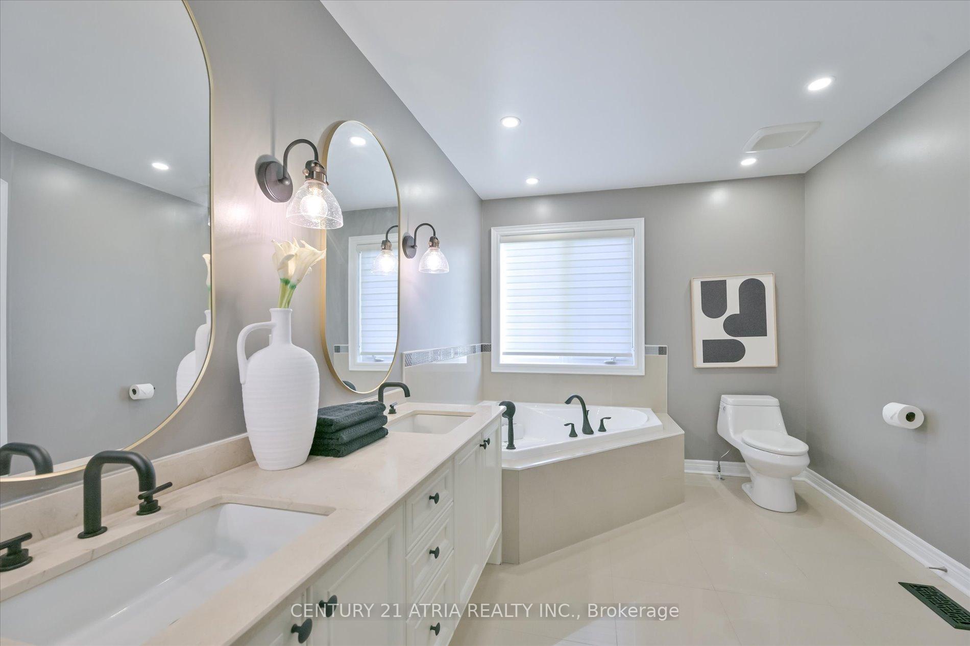 Photo 23 of 13 Earnshaw Drive, Markham, Victoria Square — HOMEH