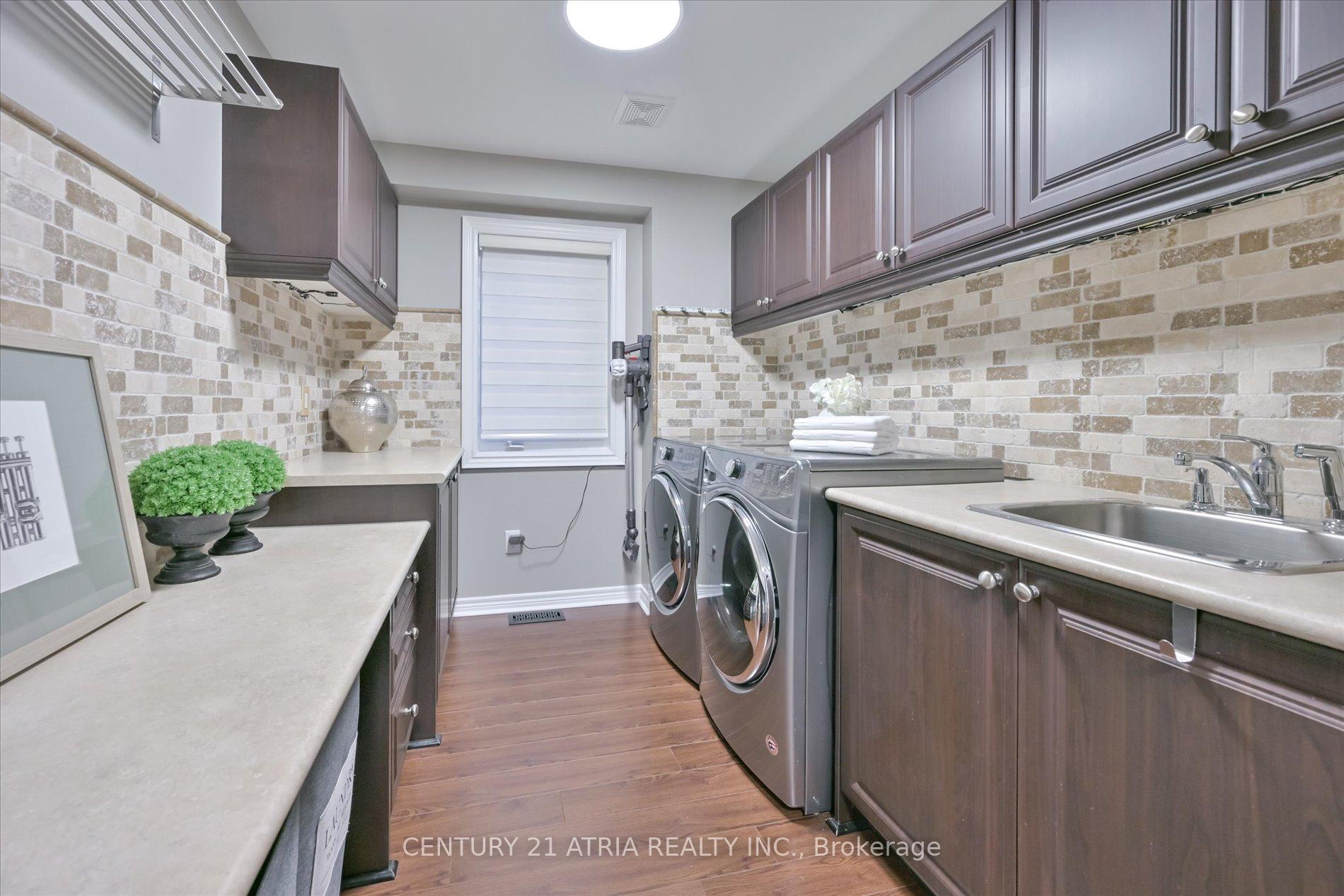 Photo 33 of 13 Earnshaw Drive, Markham, Victoria Square — HOMEH