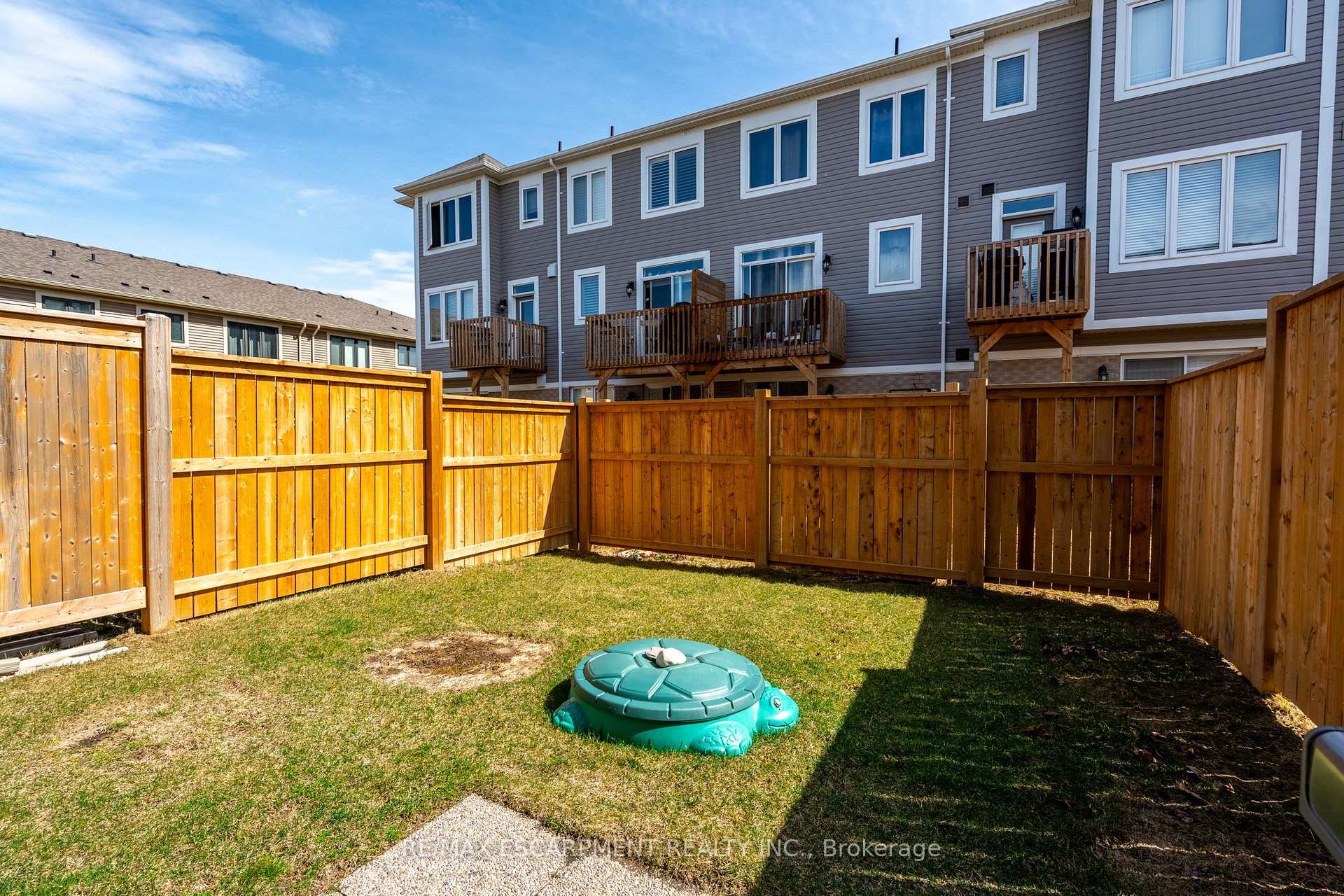 Photo 45 of 66 Pelican Lane, Hamilton, Vincent — HOMEH