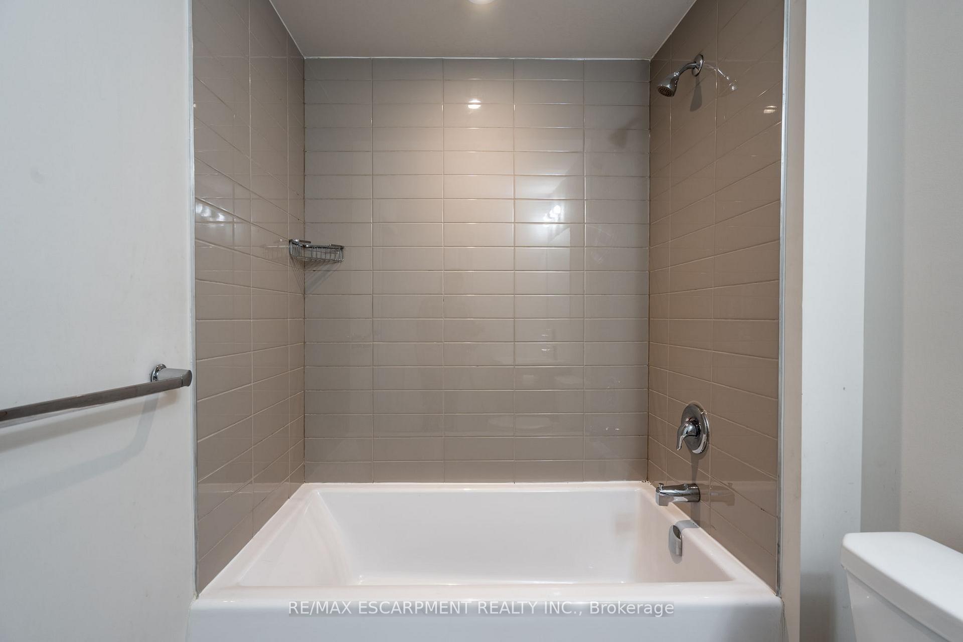 Photo 18 of 66 Pelican Lane, Hamilton, Vincent — HOMEH