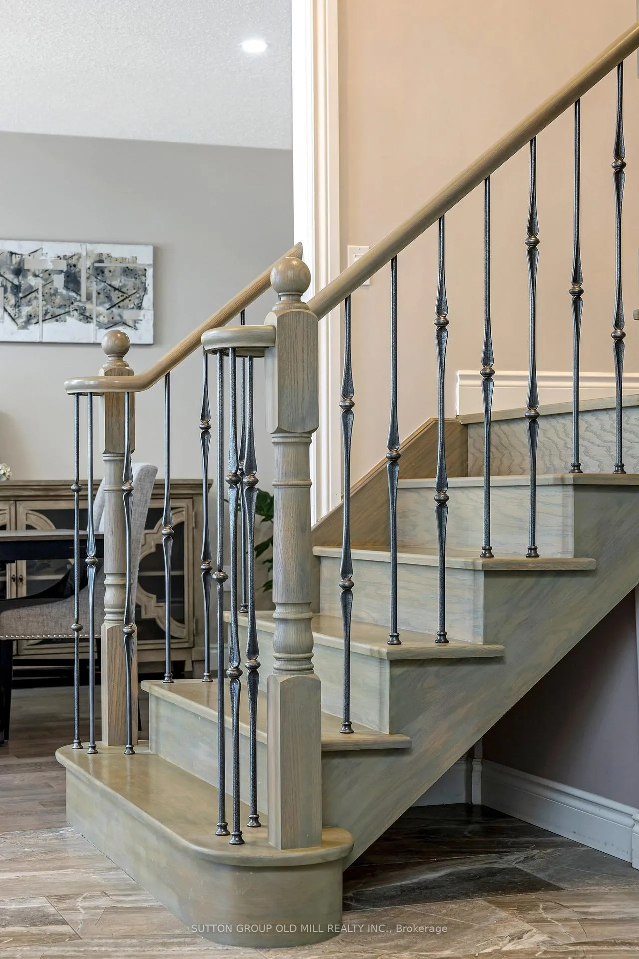 Photo 22 of 17 Miller Drive, Hamilton, Ancaster — HOMEH
