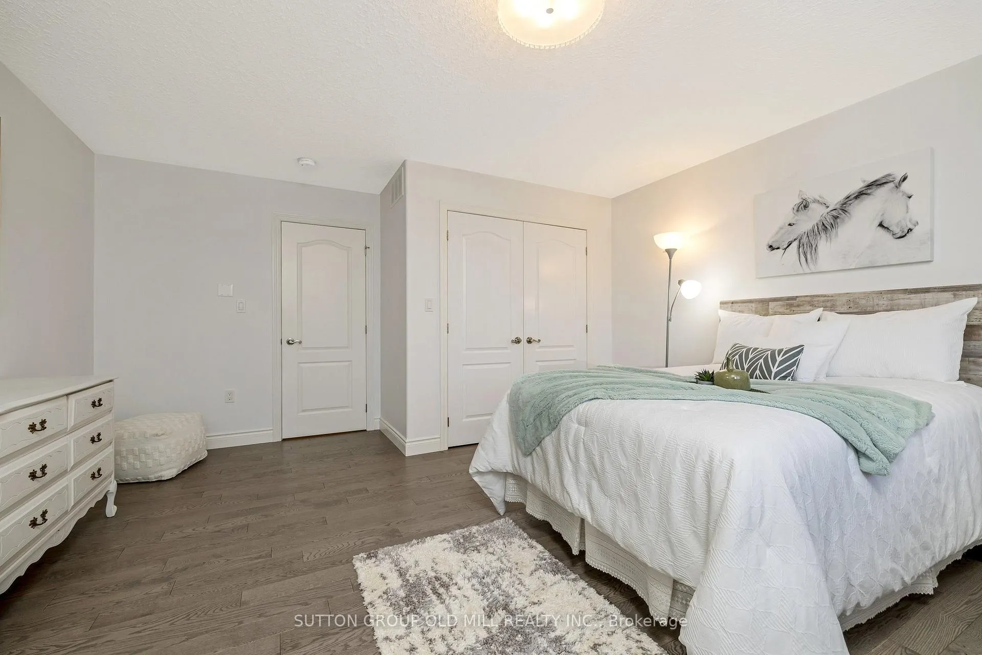 Photo 37 of 17 Miller Drive, Hamilton, Ancaster — HOMEH