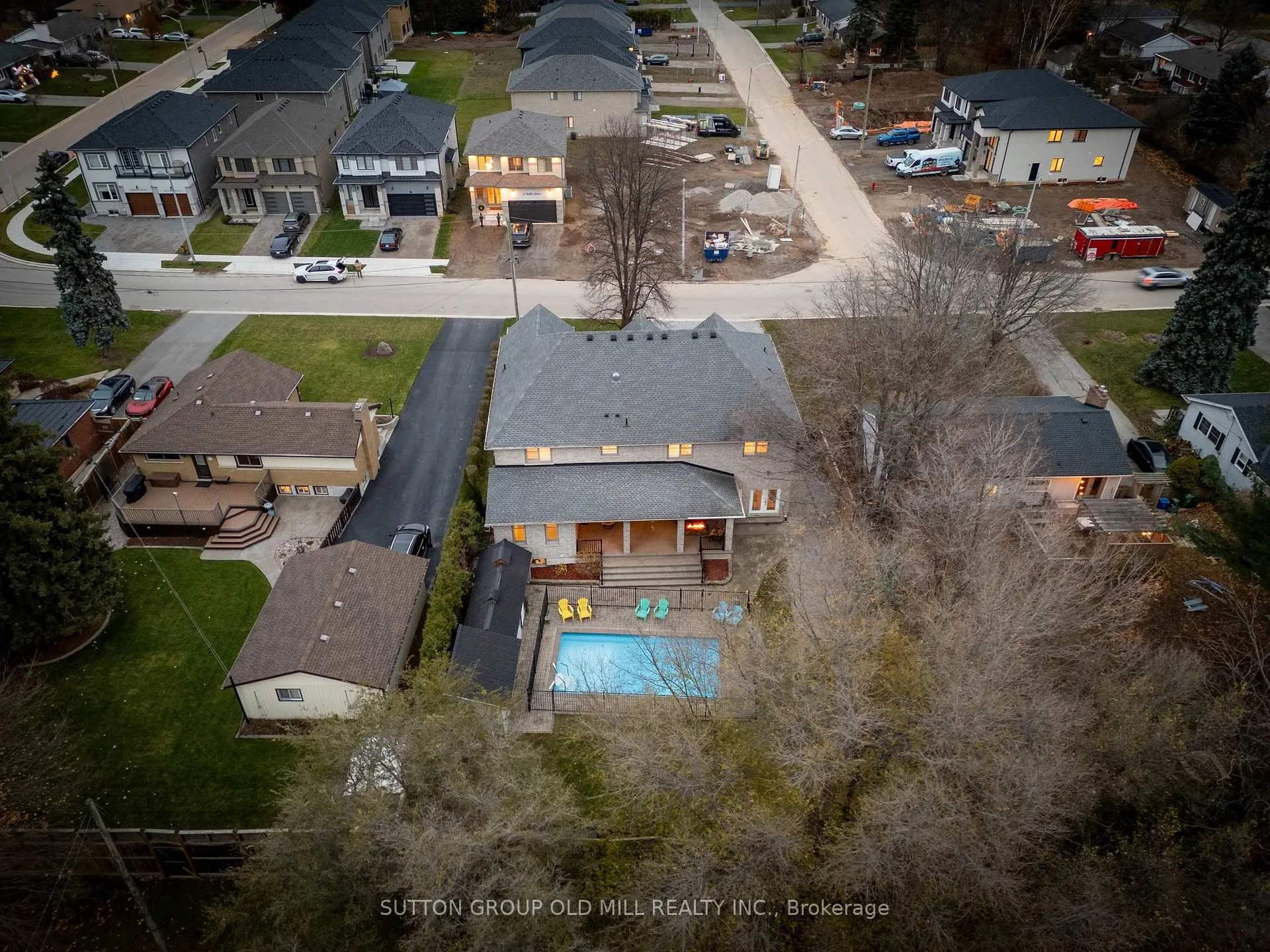 Photo 48 of 17 Miller Drive, Hamilton, Ancaster — HOMEH