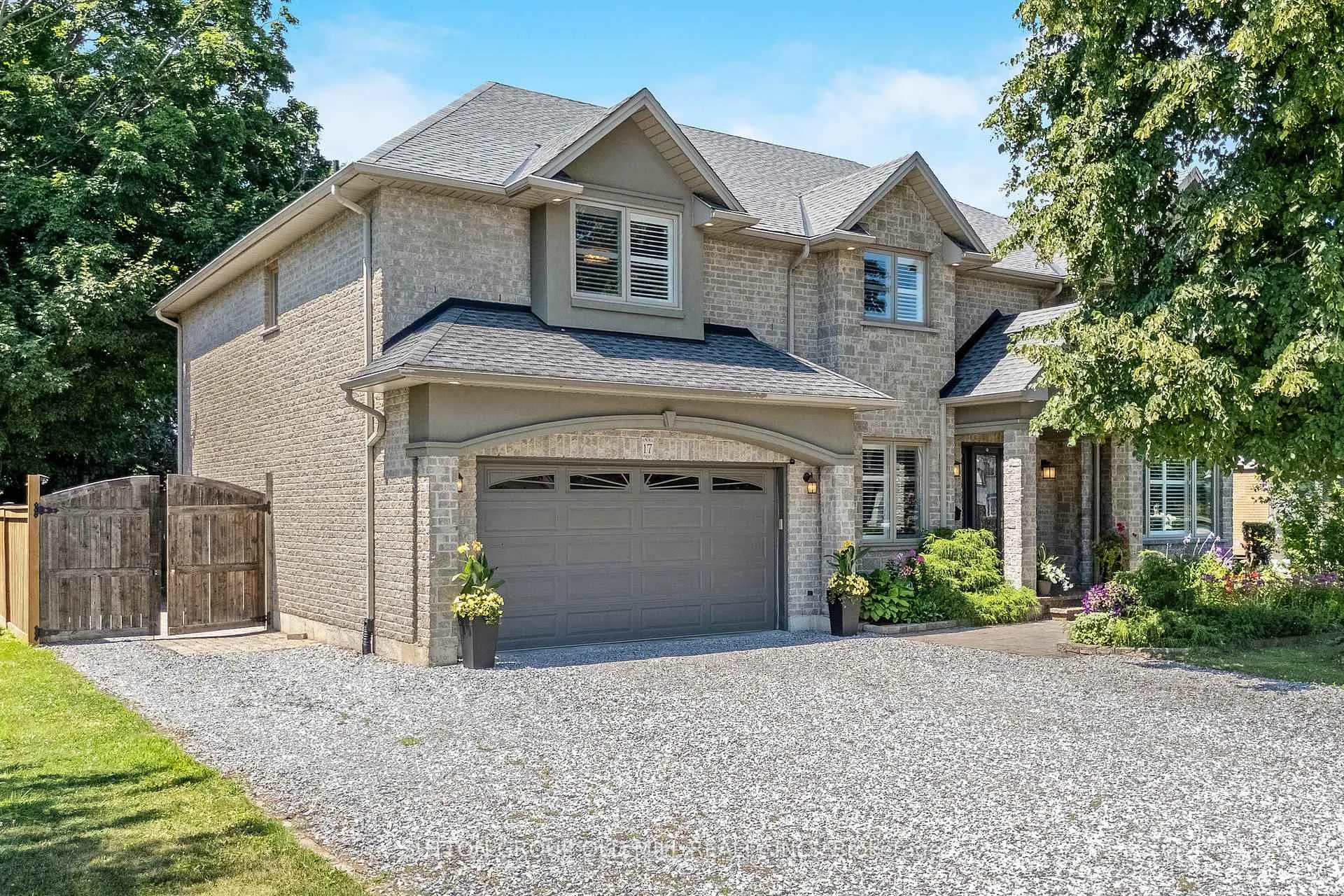Photo 49 of 17 Miller Drive, Hamilton, Ancaster — HOMEH