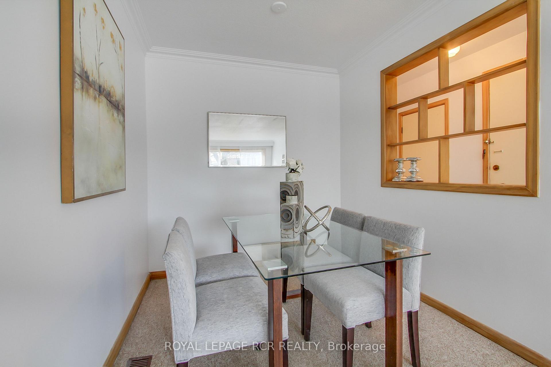 Photo 8 of 32 Graylee Avenue, Scarborough, Eglinton East — HOMEH