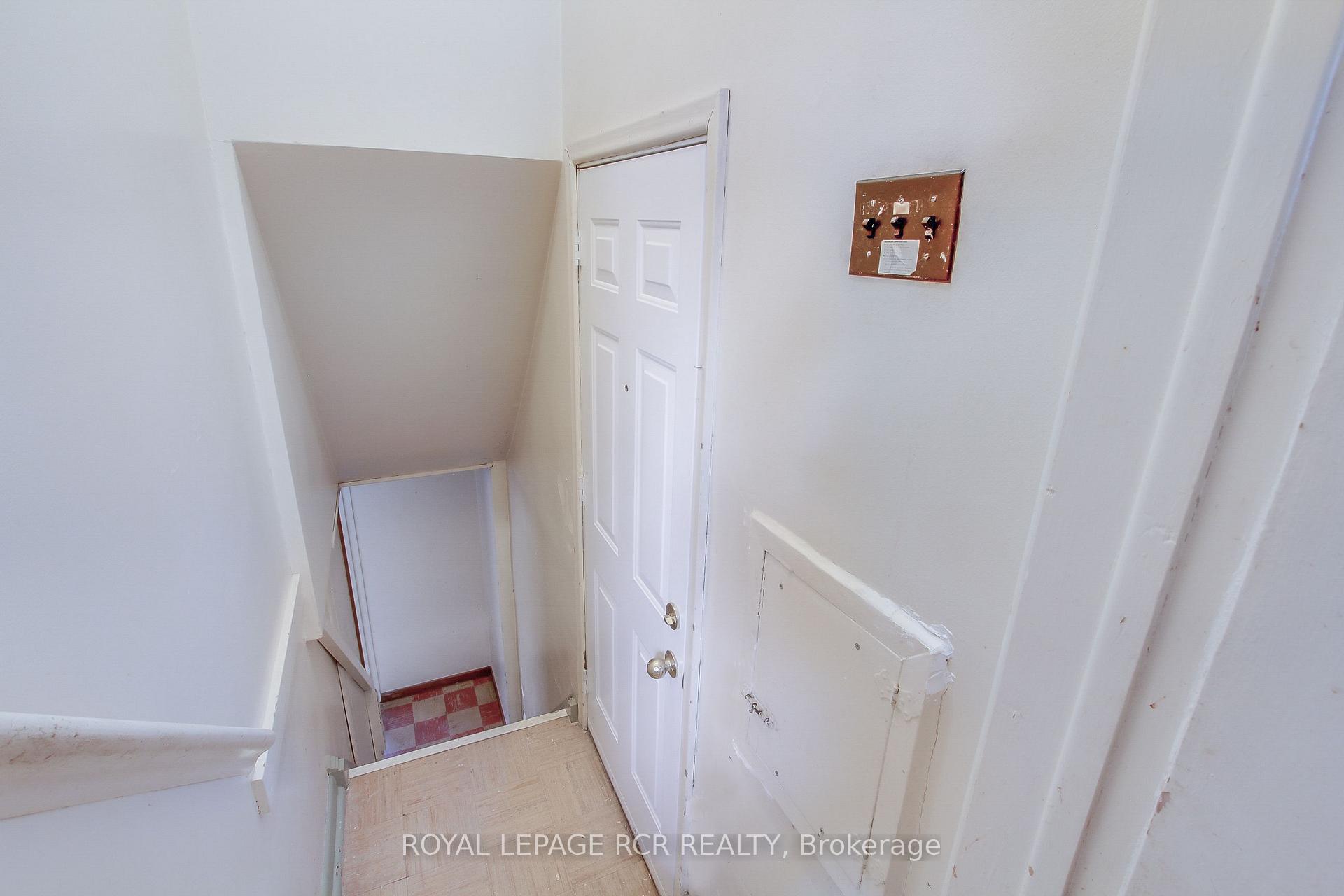 Photo 39 of 32 Graylee Avenue, Scarborough, Eglinton East — HOMEH