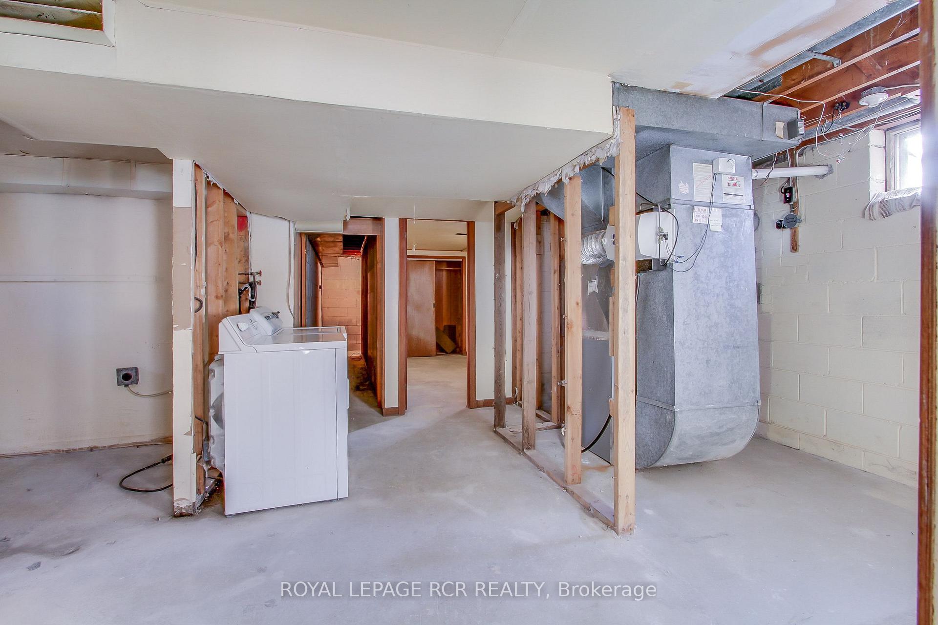 Photo 32 of 32 Graylee Avenue, Scarborough, Eglinton East — HOMEH