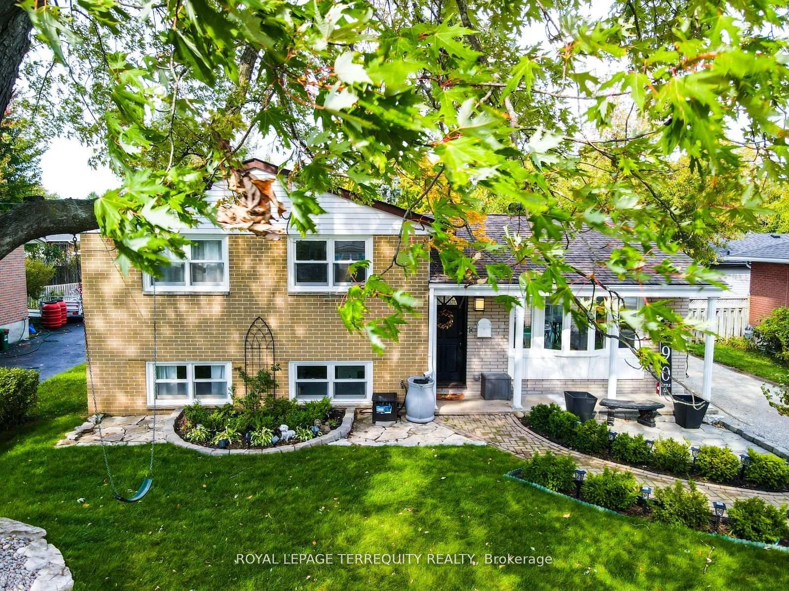 Photo 1 of 390 Little Avenue, Barrie, Allandale — HOMEH