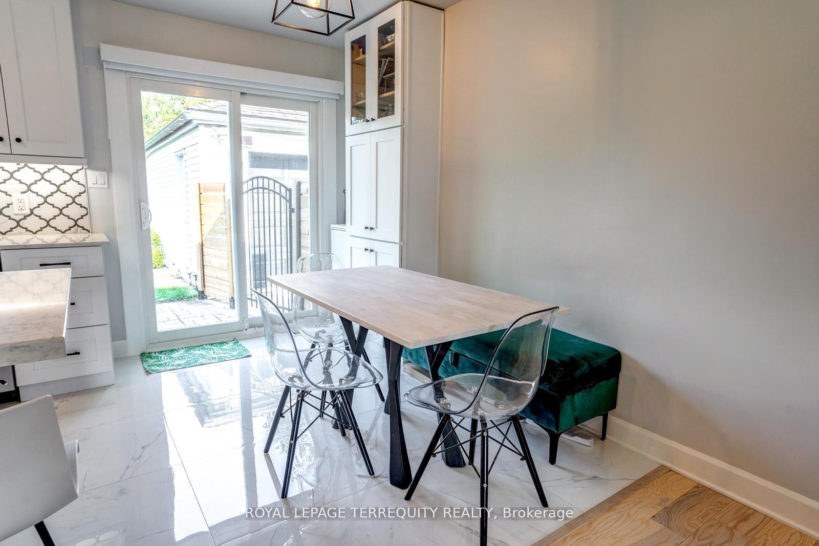 Photo 11 of 390 Little Avenue, Barrie, Allandale — HOMEH
