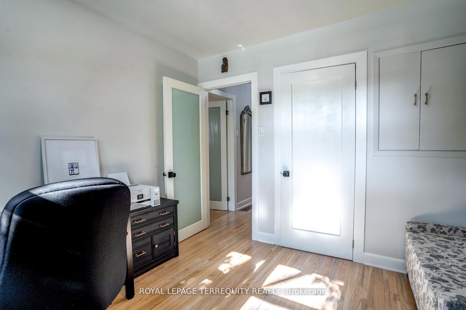 Photo 14 of 390 Little Avenue, Barrie, Allandale — HOMEH