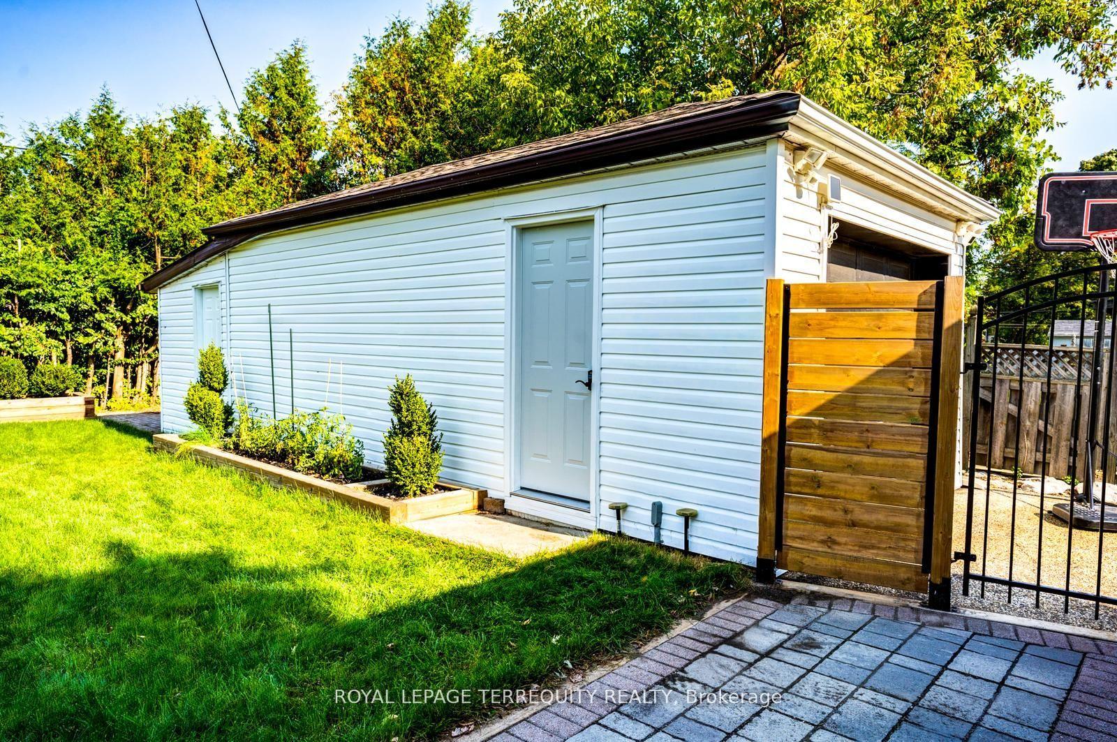 Photo 35 of 390 Little Avenue, Barrie, Allandale — HOMEH