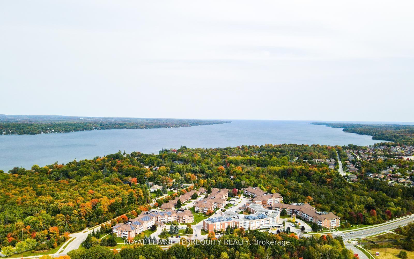 Photo 33 of 390 Little Avenue, Barrie, Allandale — HOMEH