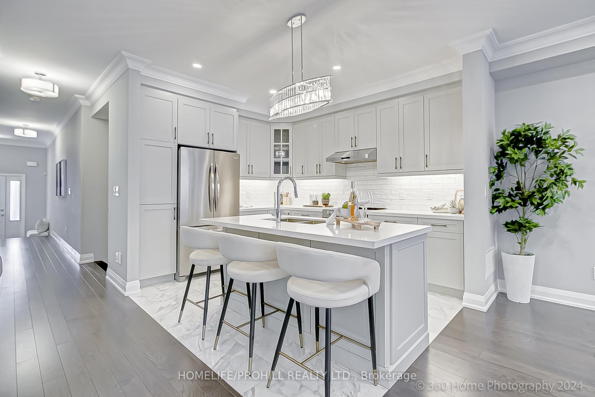 Photo 2 of 120 Ian Baron Avenue, Markham, Village Green-South Unionville — HOMEH