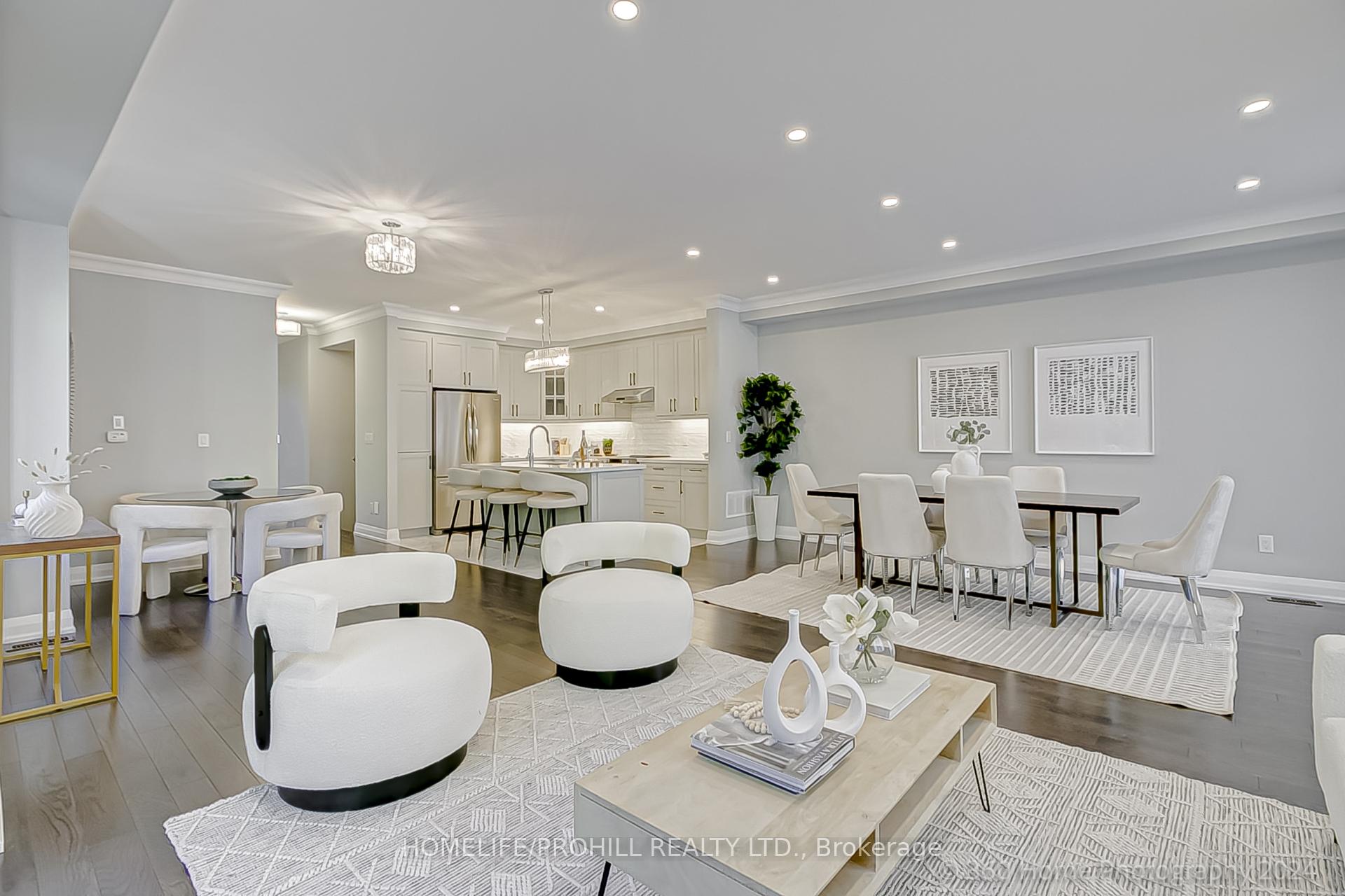 Photo 6 of 120 Ian Baron Avenue, Markham, Village Green-South Unionville — HOMEH