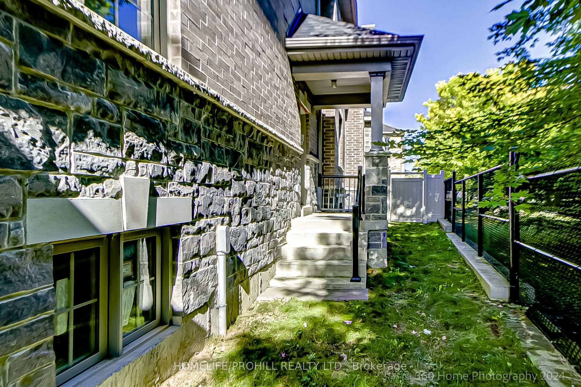 Photo 21 of 120 Ian Baron Avenue, Markham, Village Green-South Unionville — HOMEH