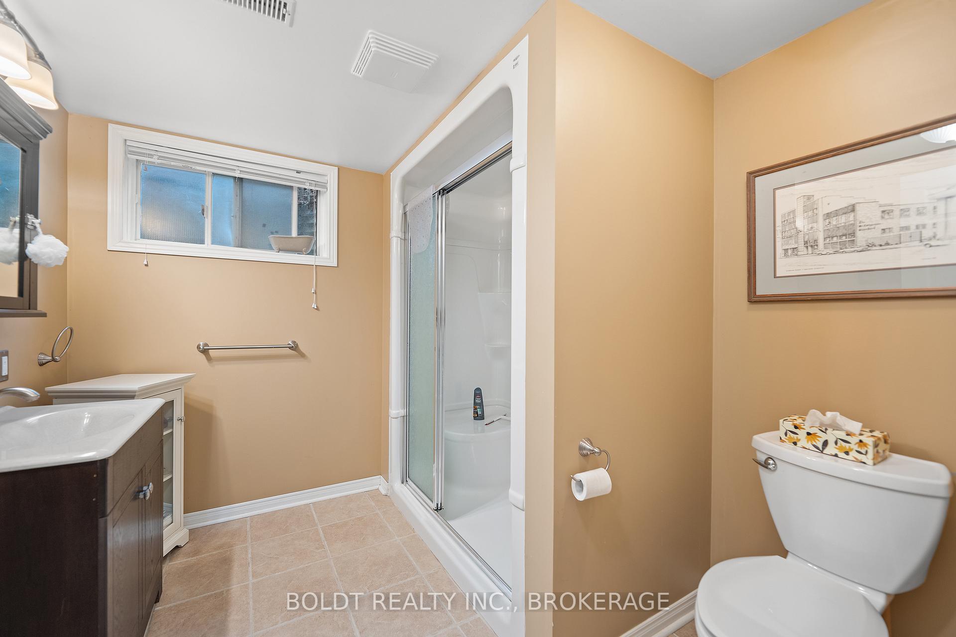Photo 25 of 54 Belair Drive, St. Catharines, Port Dalhousie — HOMEH