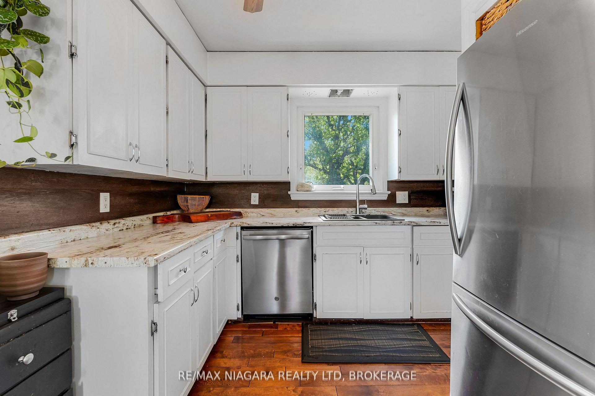 Photo 13 of 958 Silver Bay Road, Port Colborne, Sherkston — HOMEH