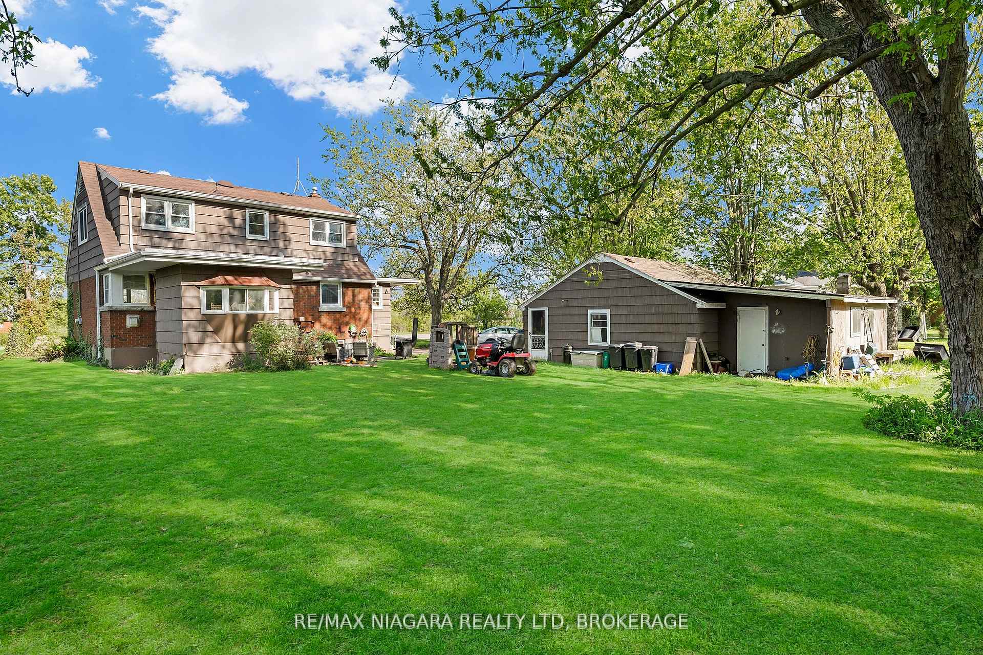 Photo 26 of 958 Silver Bay Road, Port Colborne, Sherkston — HOMEH