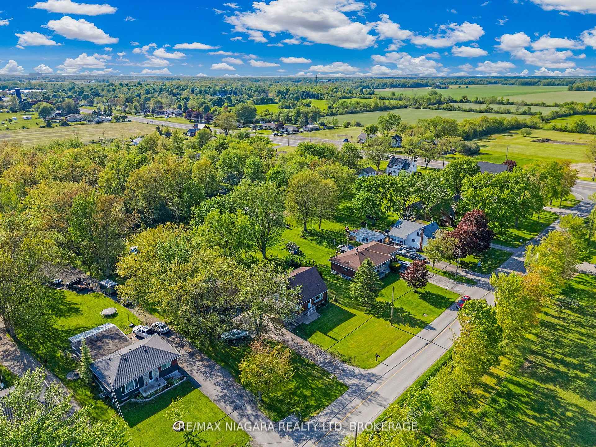 Photo 30 of 958 Silver Bay Road, Port Colborne, Sherkston — HOMEH