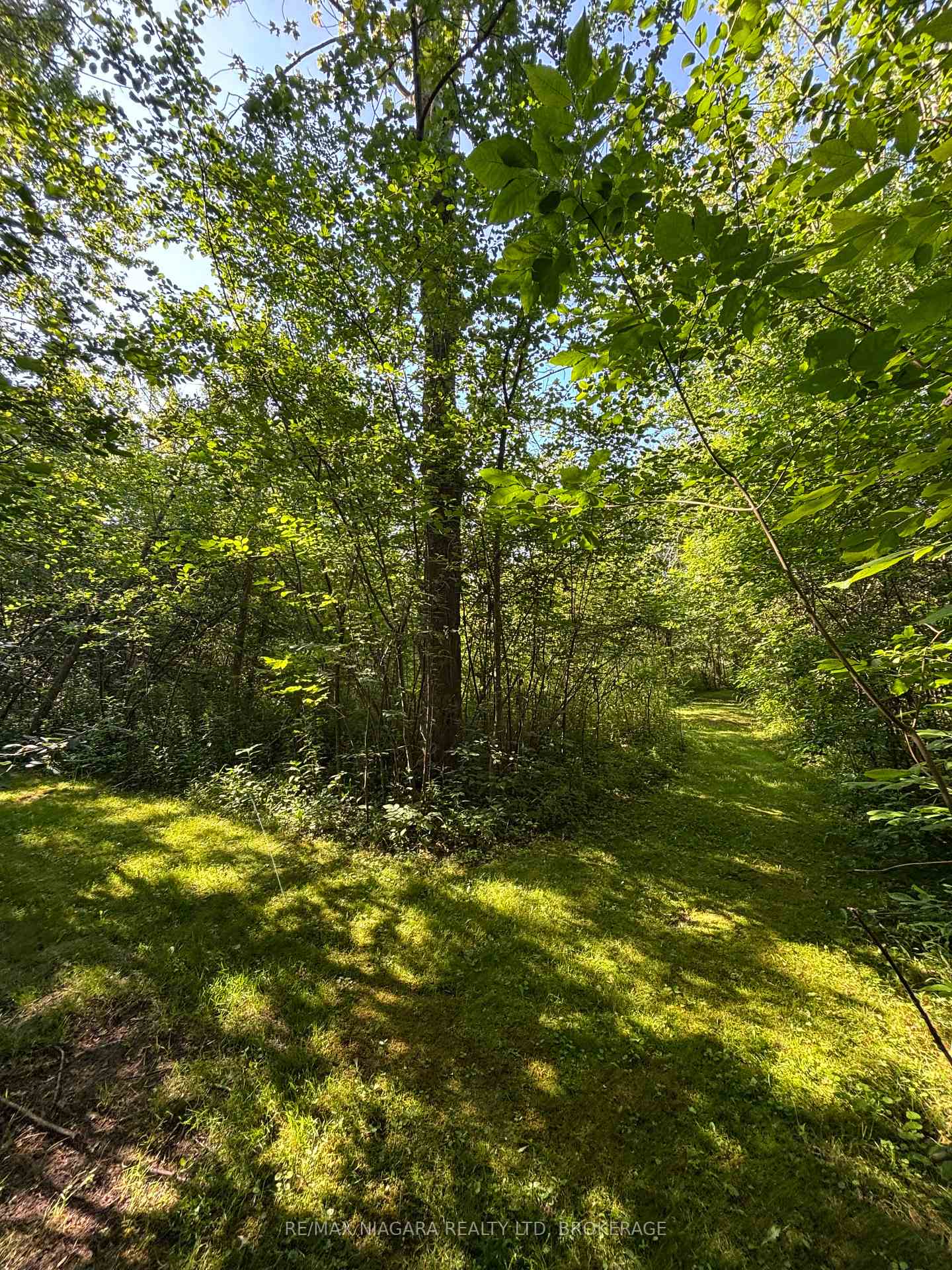 Photo 45 of 958 Silver Bay Road, Port Colborne, Sherkston — HOMEH