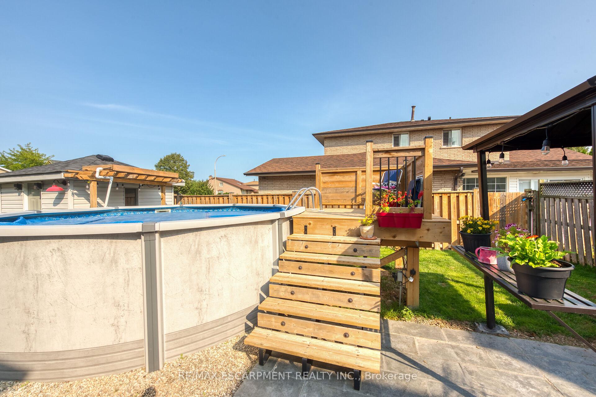 Photo 4 of 113 Valera Drive, Hamilton, Stoney Creek — HOMEH