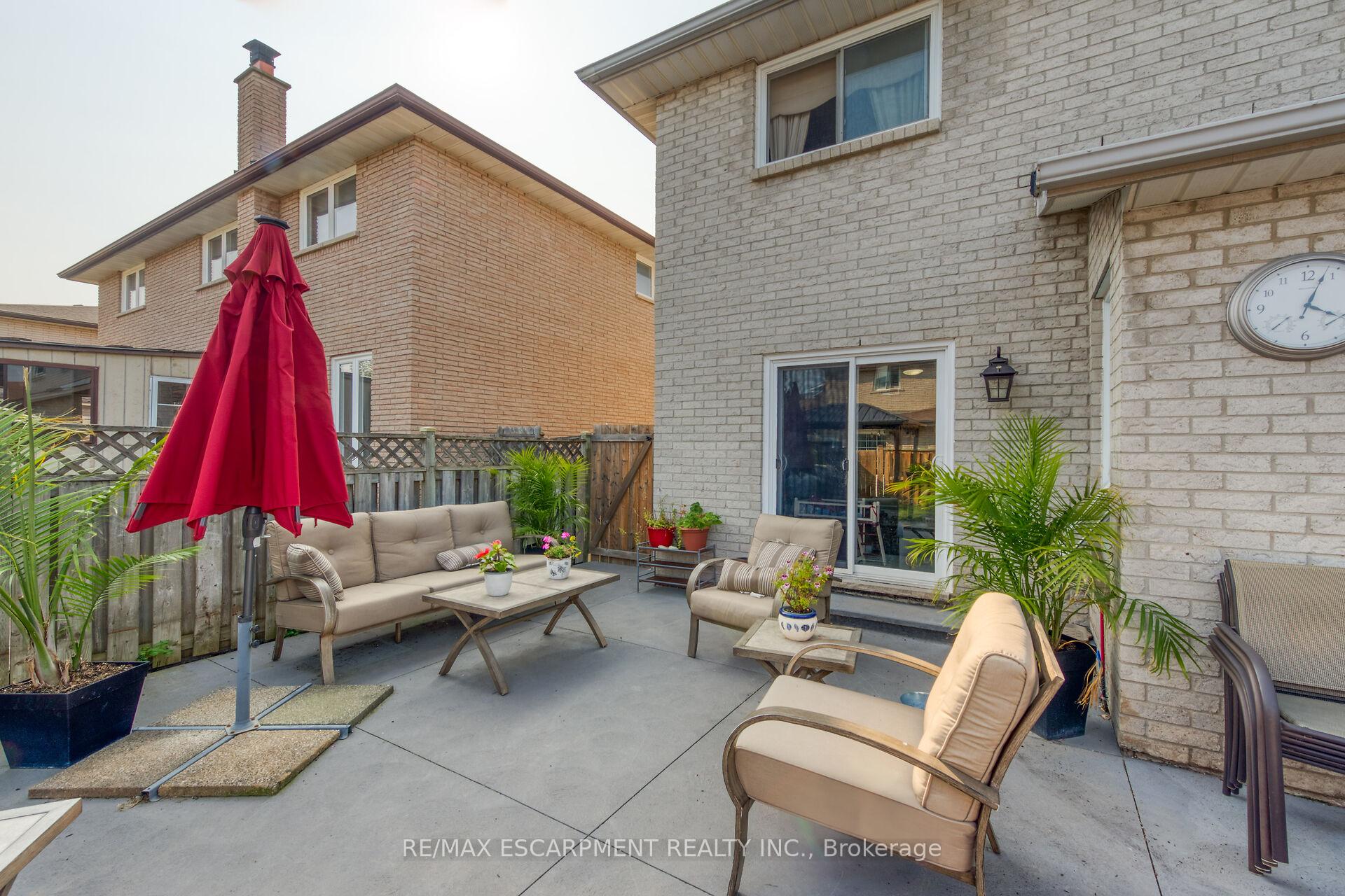 Photo 15 of 113 Valera Drive, Hamilton, Stoney Creek — HOMEH