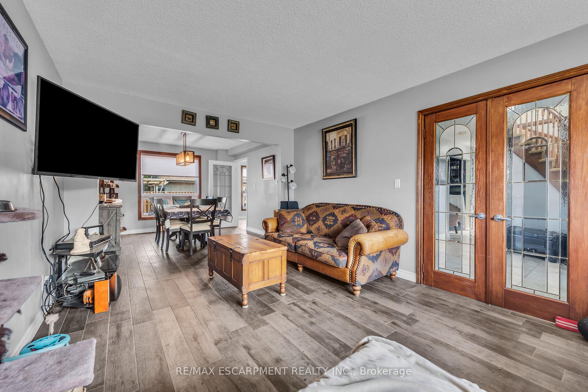 Photo 20 of 113 Valera Drive, Hamilton, Stoney Creek — HOMEH