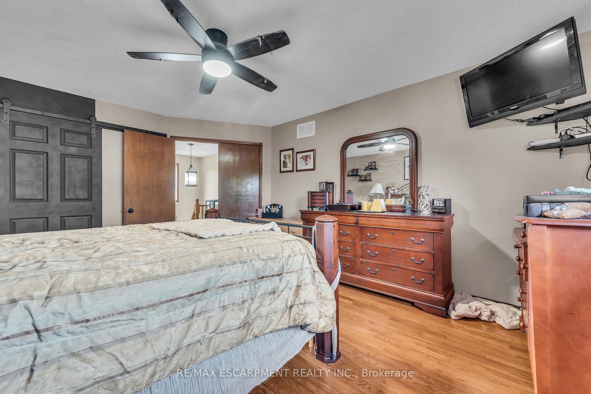 Photo 29 of 113 Valera Drive, Hamilton, Stoney Creek — HOMEH