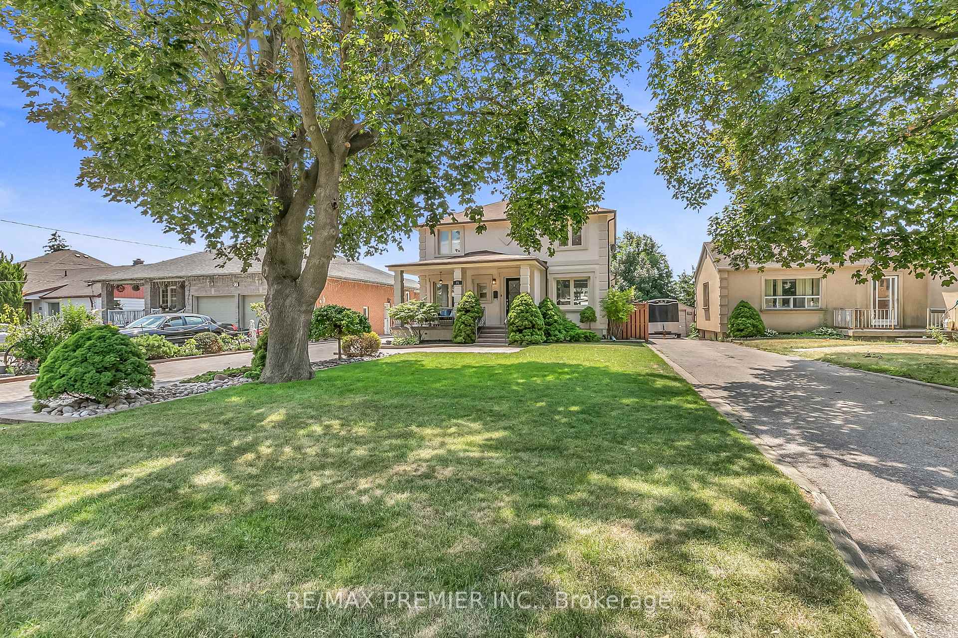 Photo 4 of 71 Hawman Avenue, Vaughan, Vaughan Grove — HOMEH