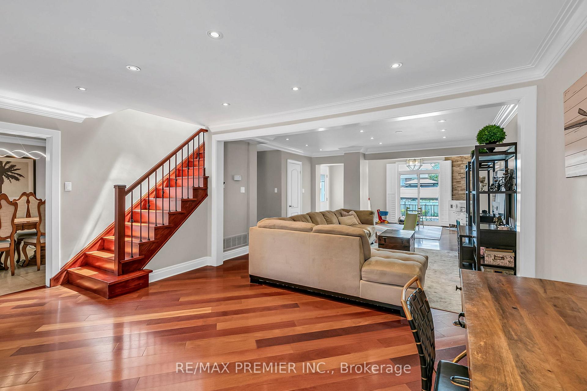 Photo 6 of 71 Hawman Avenue, Vaughan, Vaughan Grove — HOMEH