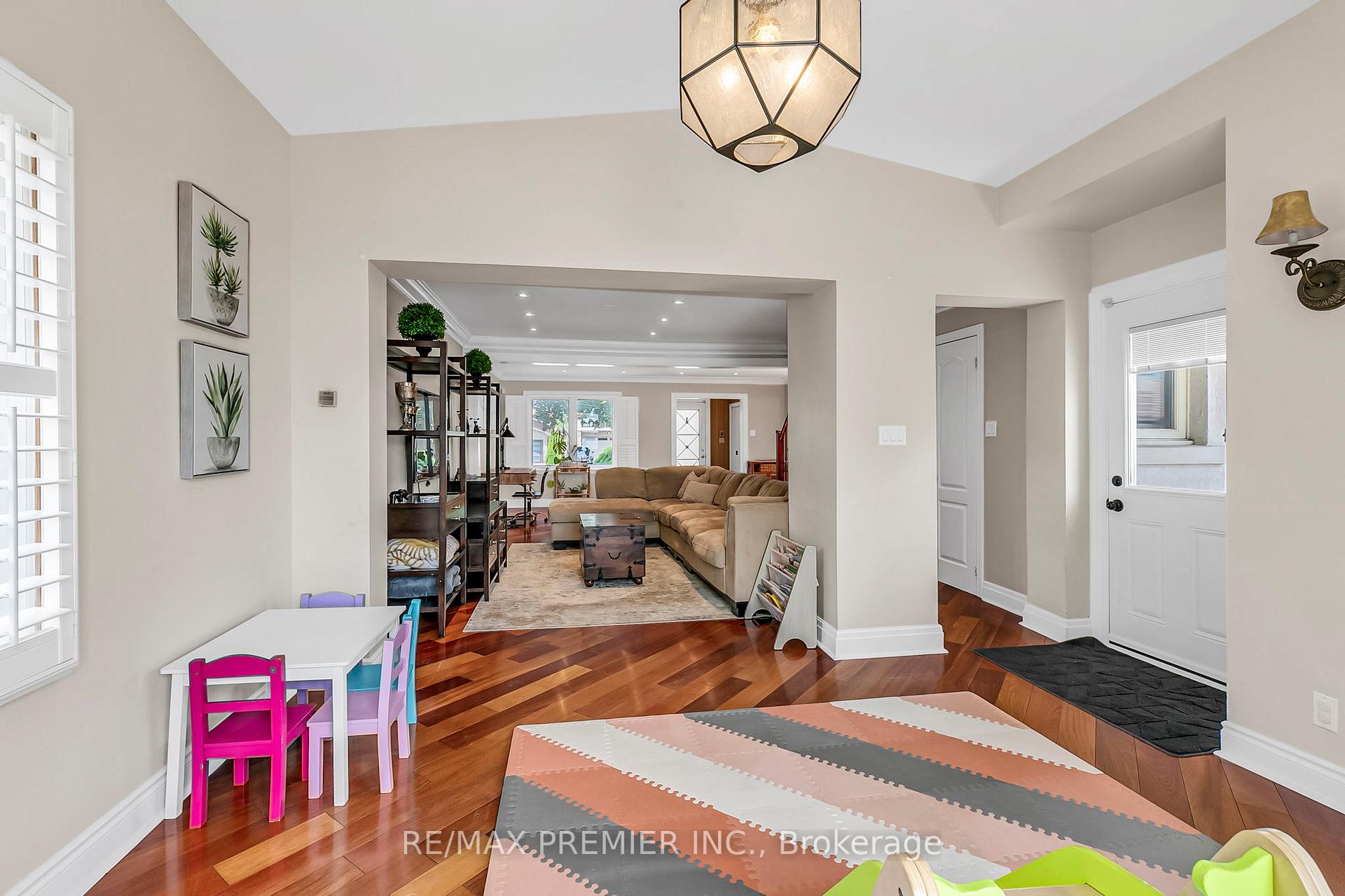 Photo 13 of 71 Hawman Avenue, Vaughan, Vaughan Grove — HOMEH