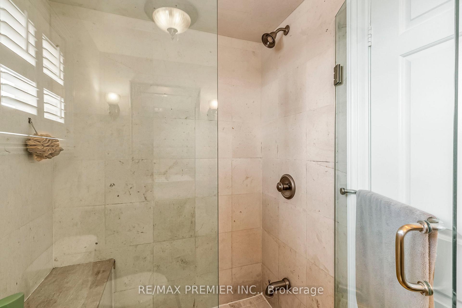 Photo 22 of 71 Hawman Avenue, Vaughan, Vaughan Grove — HOMEH