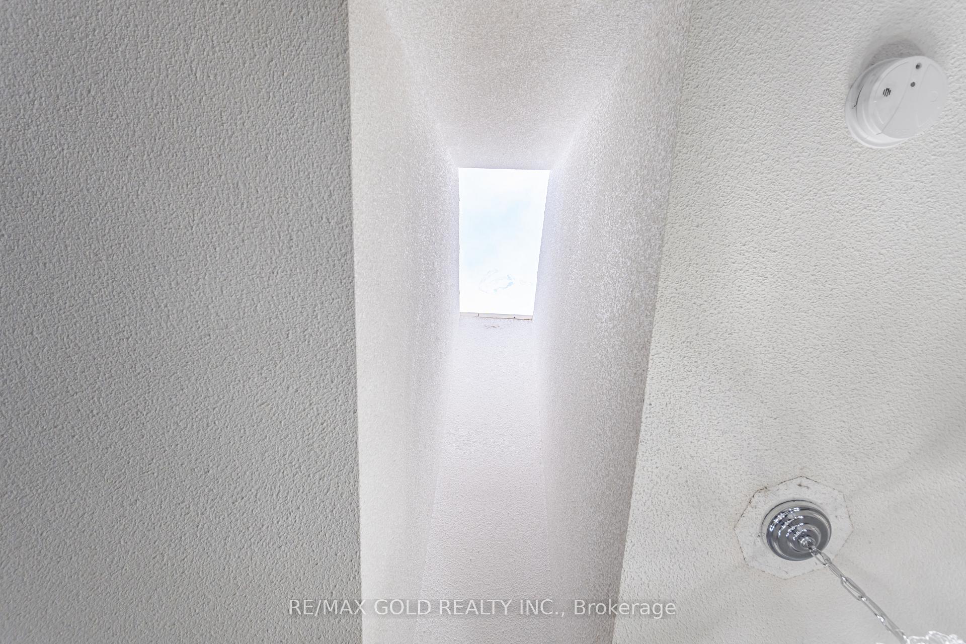 Photo 12 of 54 Novella Place, Brampton, Westgate — HOMEH