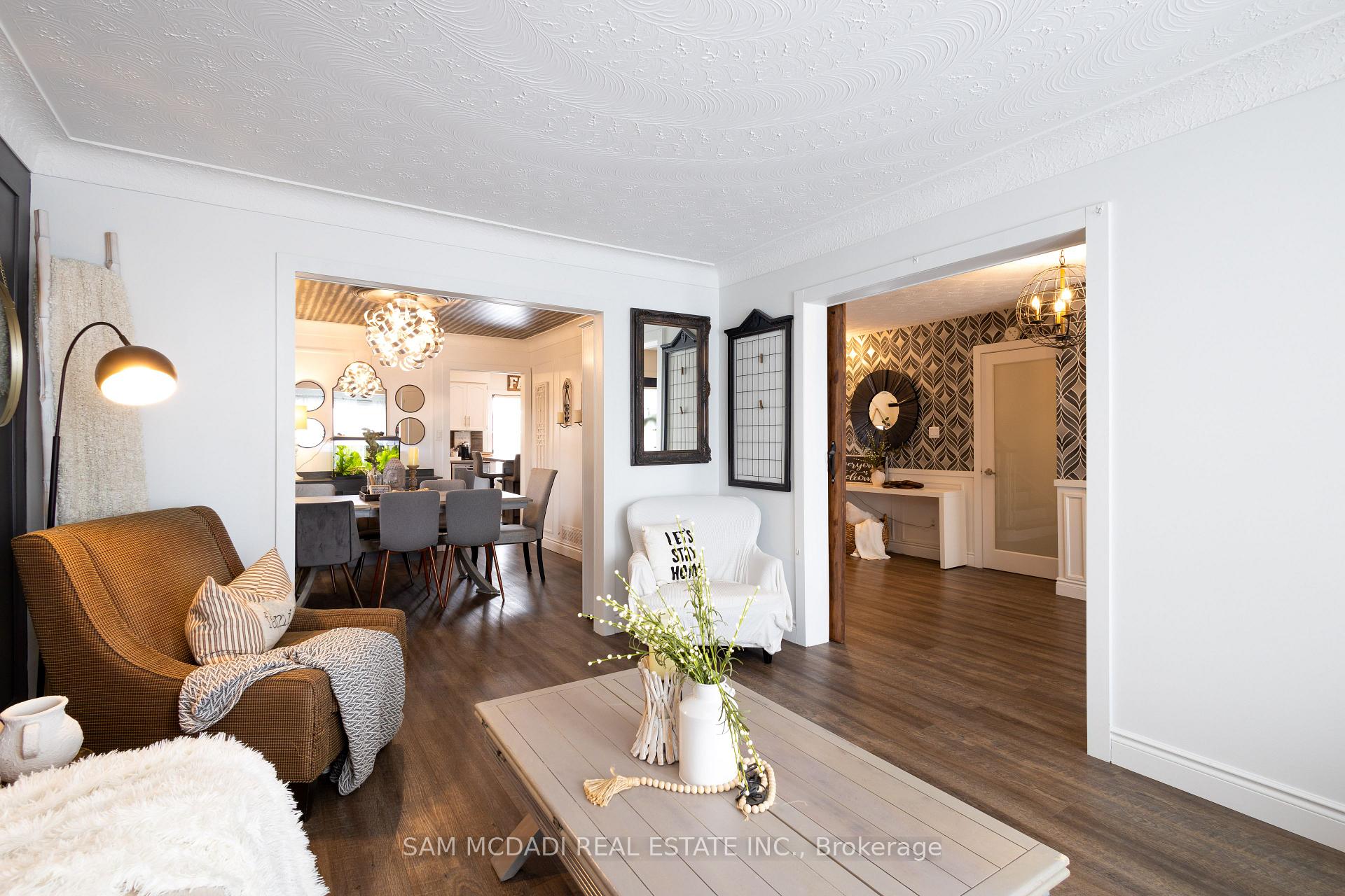 Photo 11 of 41 Regalview Drive, Hamilton, Stoney Creek — HOMEH