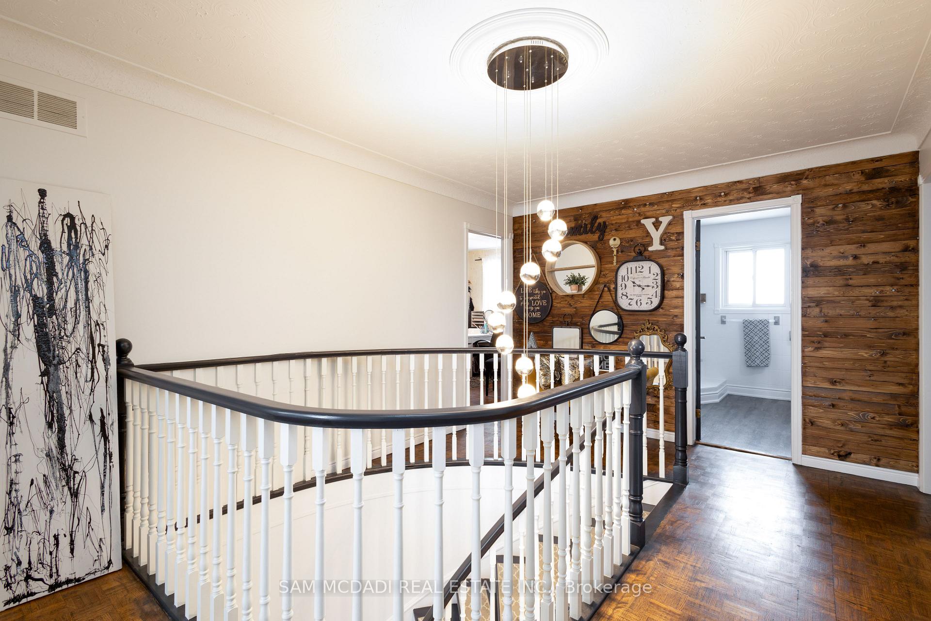 Photo 31 of 41 Regalview Drive, Hamilton, Stoney Creek — HOMEH