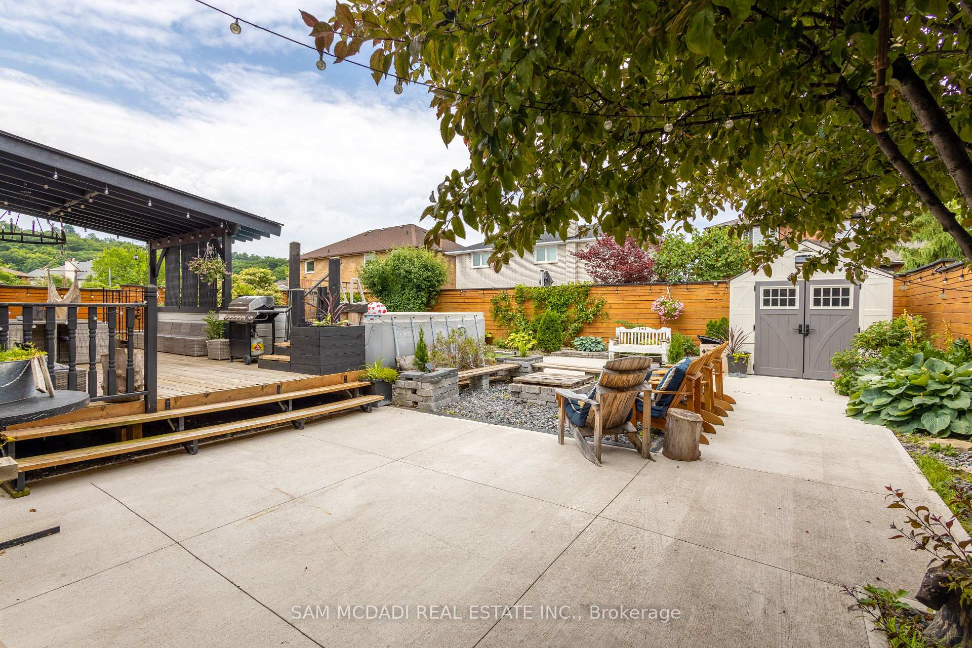 Photo 33 of 41 Regalview Drive, Hamilton, Stoney Creek — HOMEH