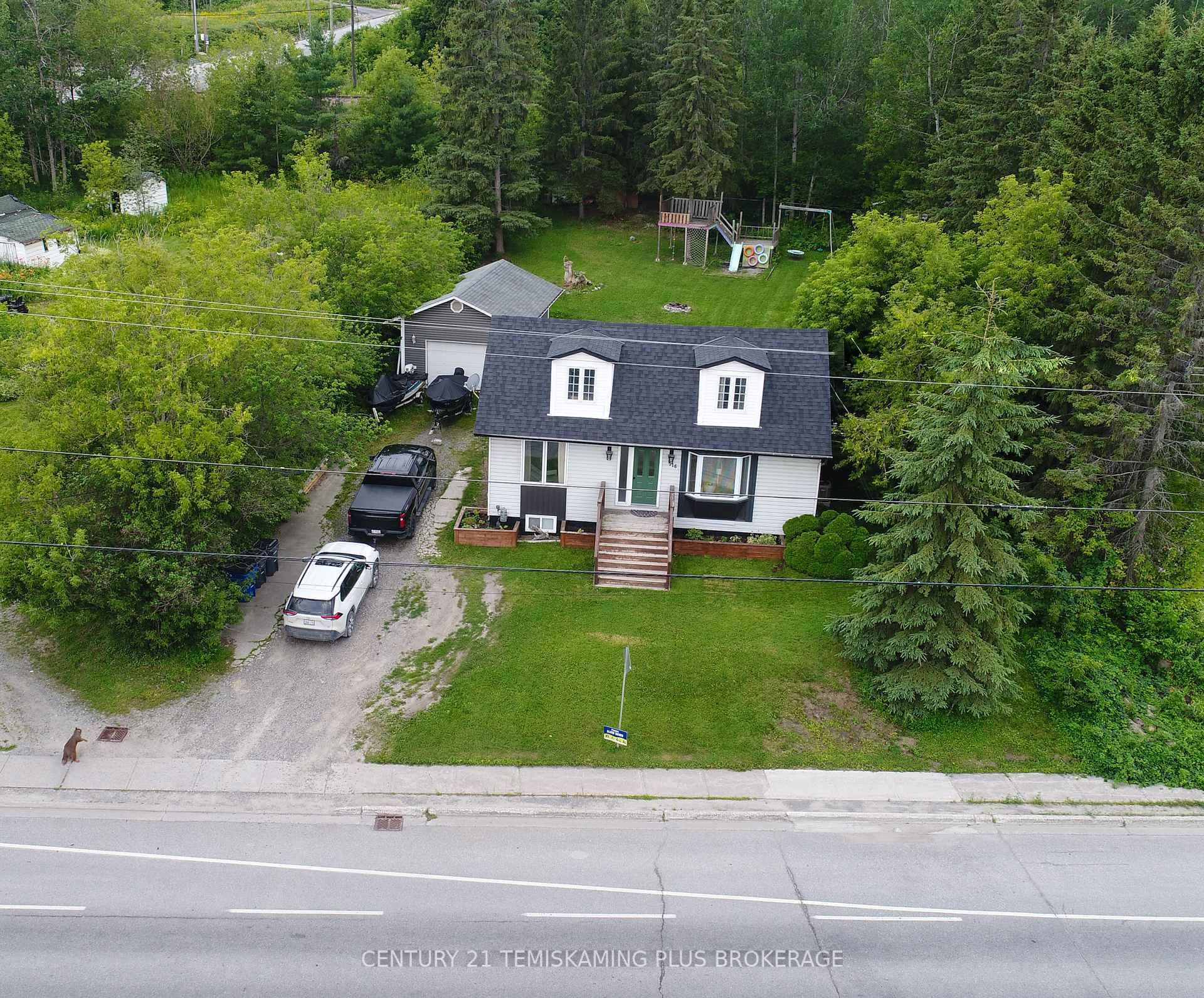 Photo 1 of 516 Lakeshore Road, Temiskaming Shores, New Liskeard — HOMEH