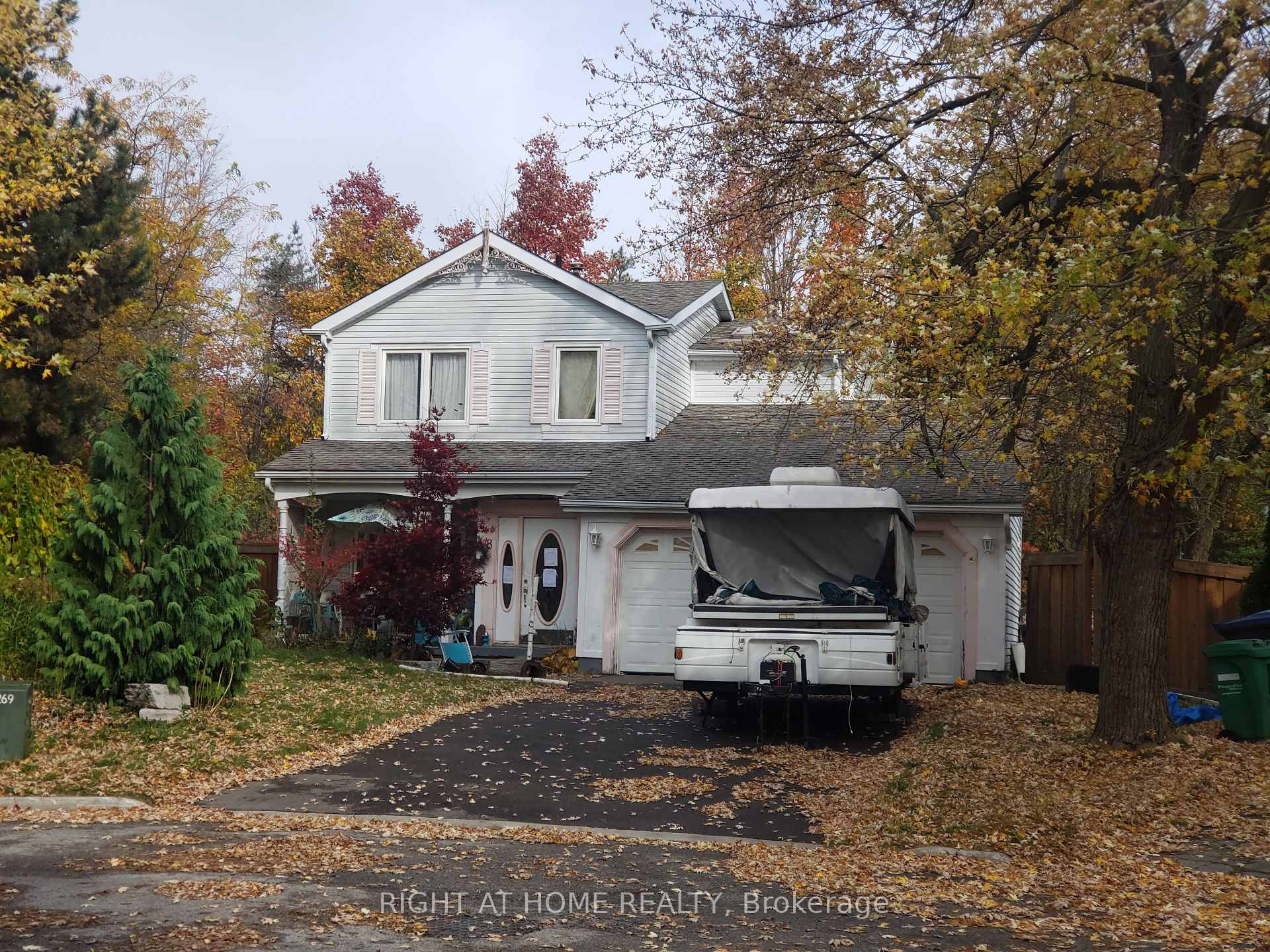 Photo 1 of 8 Darwin Place, Brampton, Heart Lake West — HOMEH