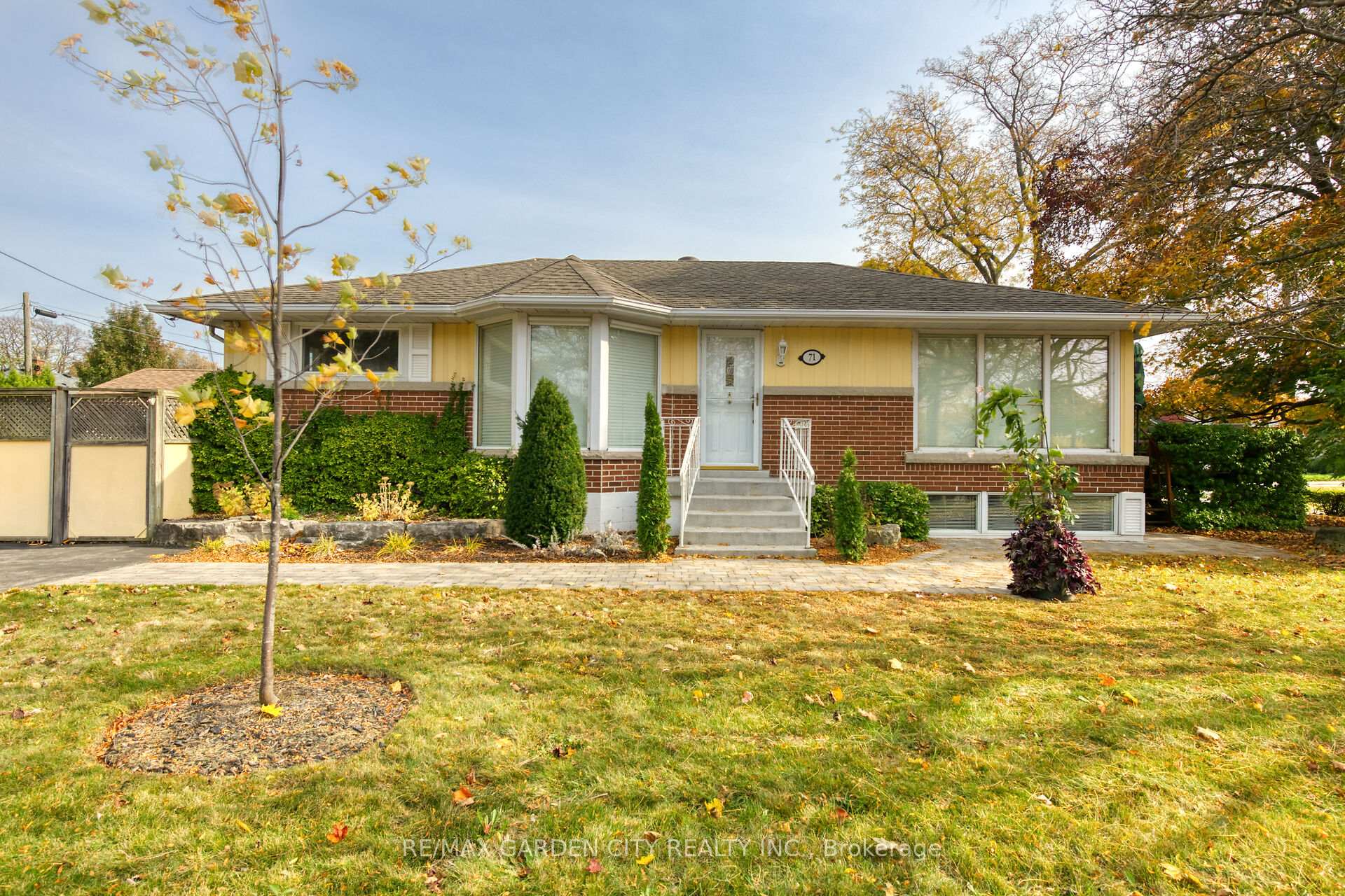 Front of 71 Grenadier Drive