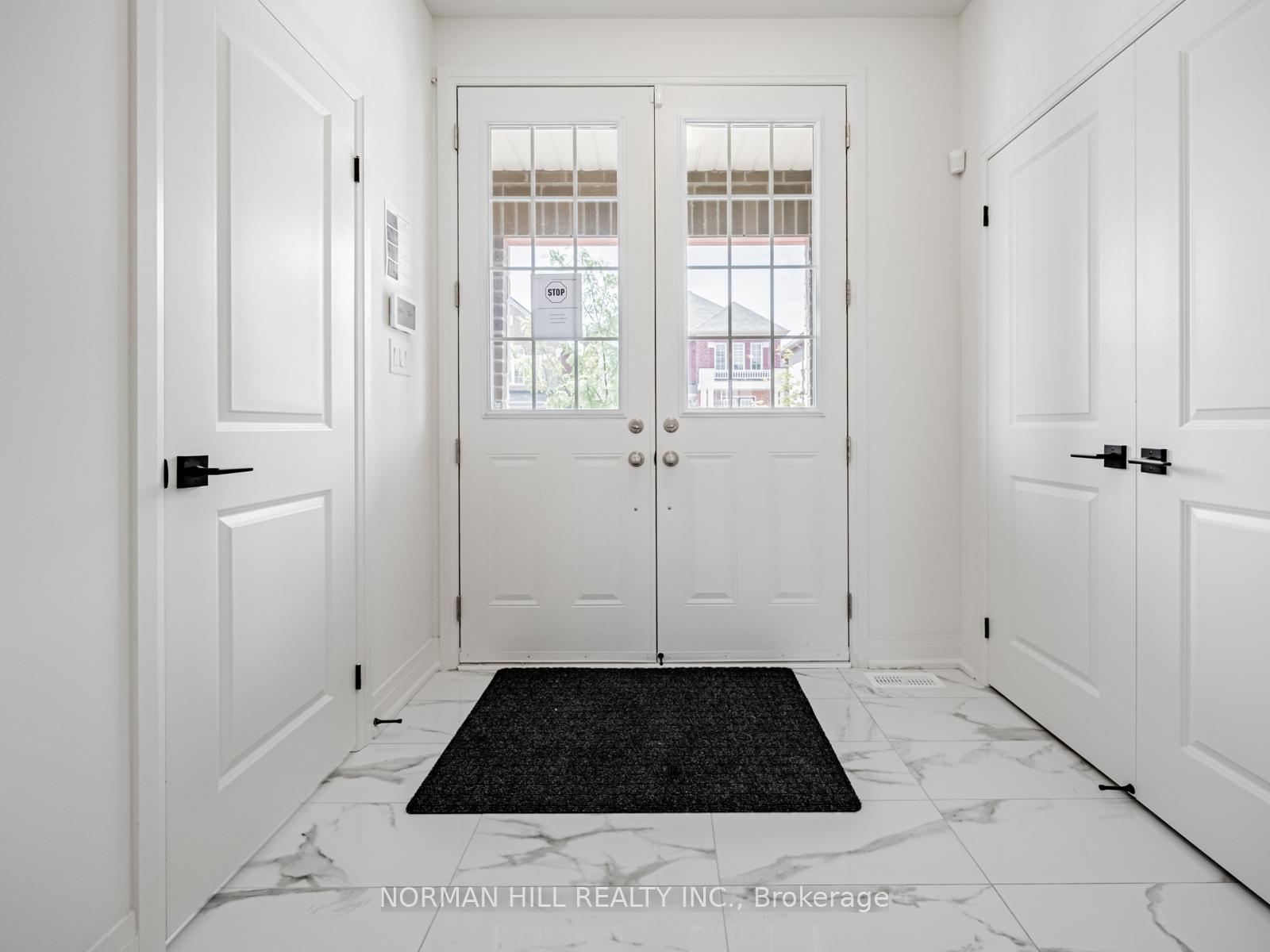 Photo 6 of 5 Lilestone Drive, Brampton, Credit Valley — HOMEH