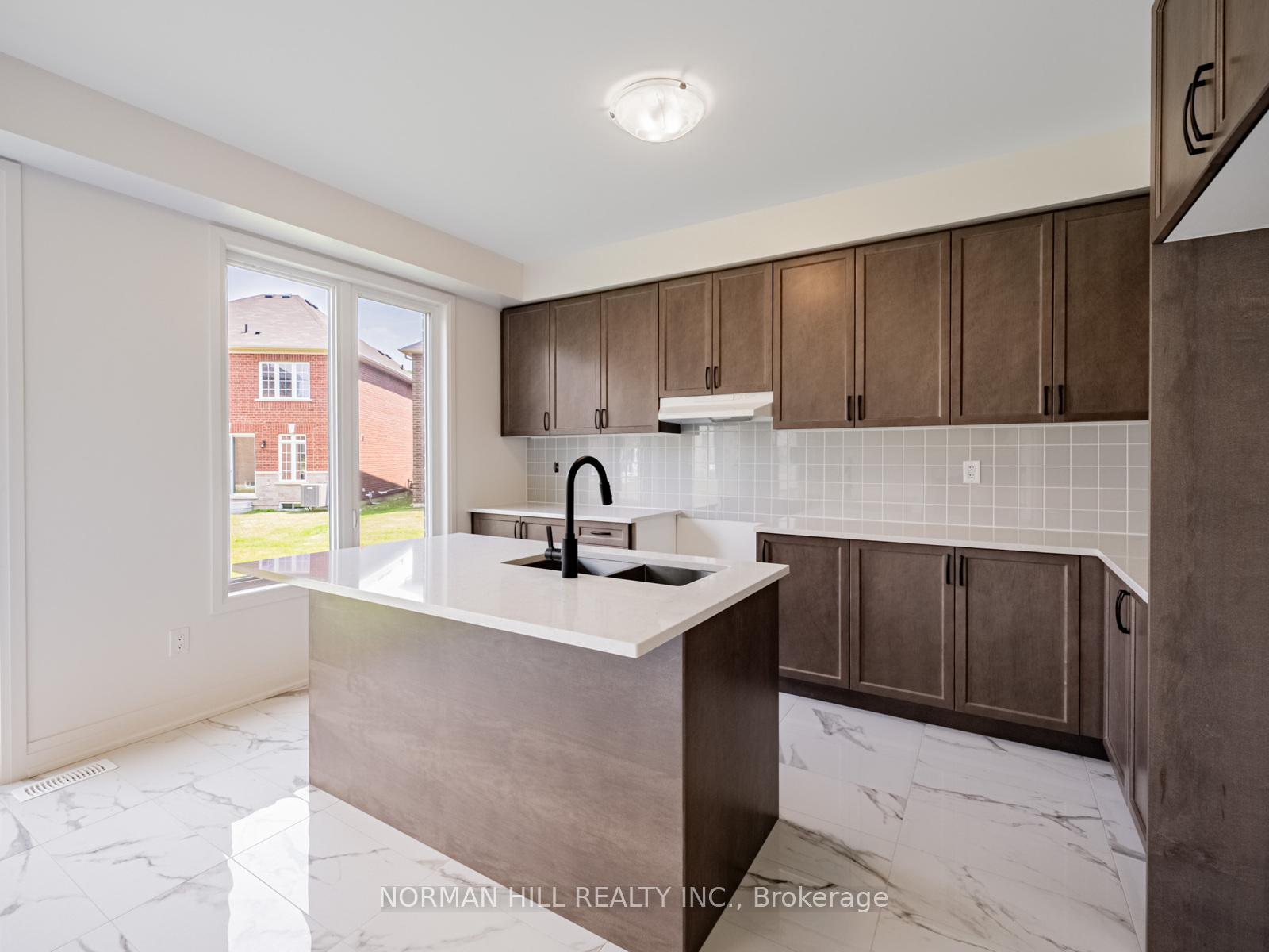 Photo 25 of 5 Lilestone Drive, Brampton, Credit Valley — HOMEH
