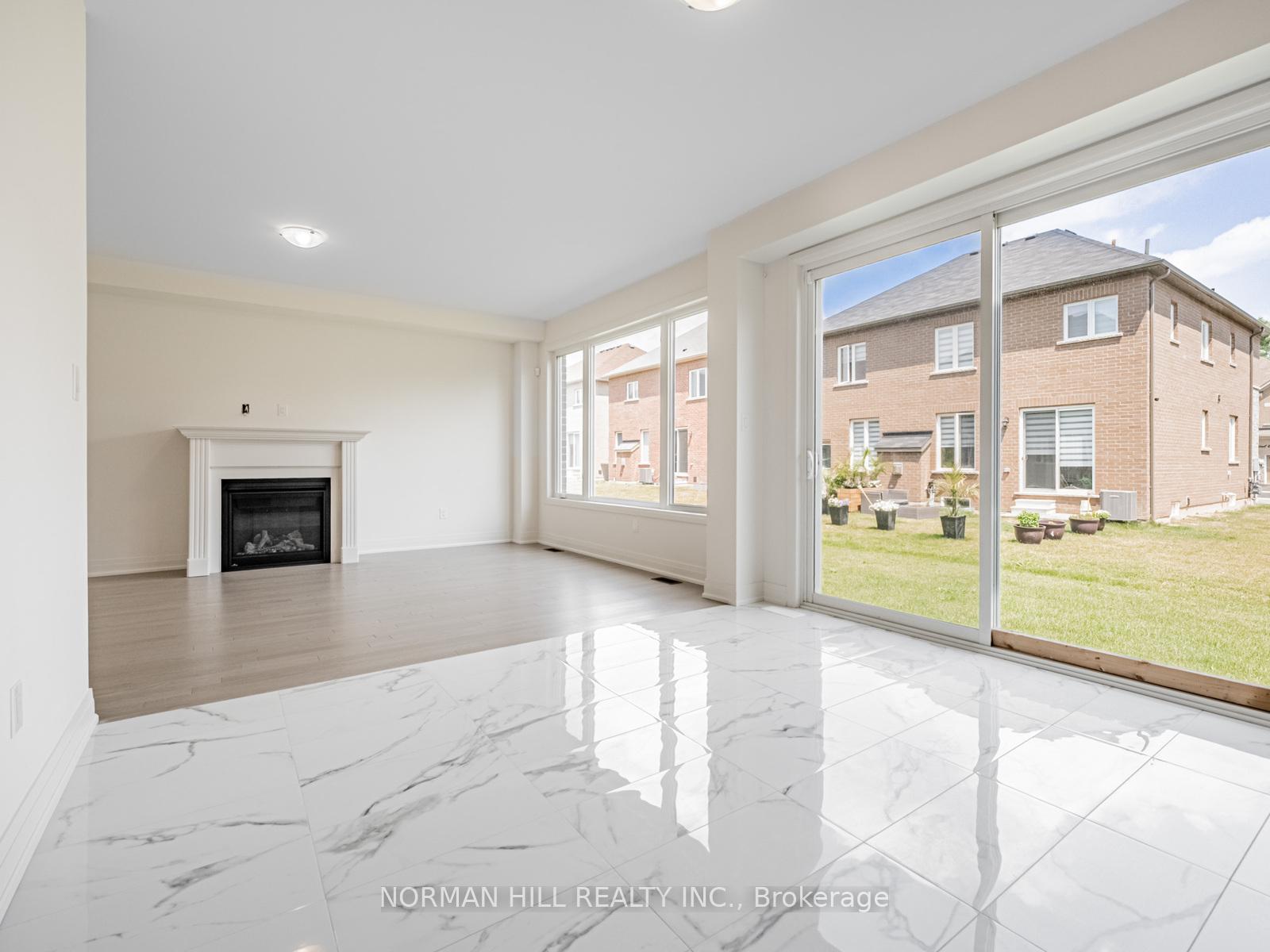 Photo 4 of 5 Lilestone Drive, Brampton, Credit Valley — HOMEH