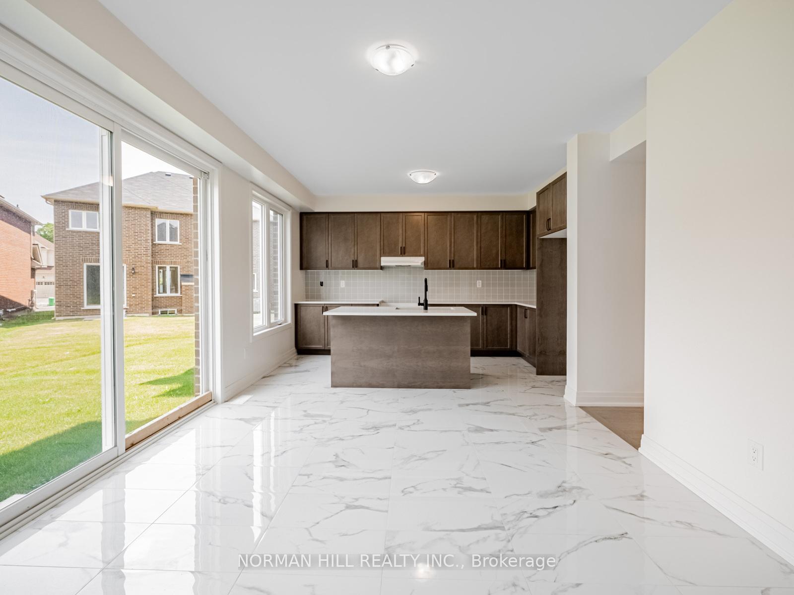 Photo 12 of 5 Lilestone Drive, Brampton, Credit Valley — HOMEH