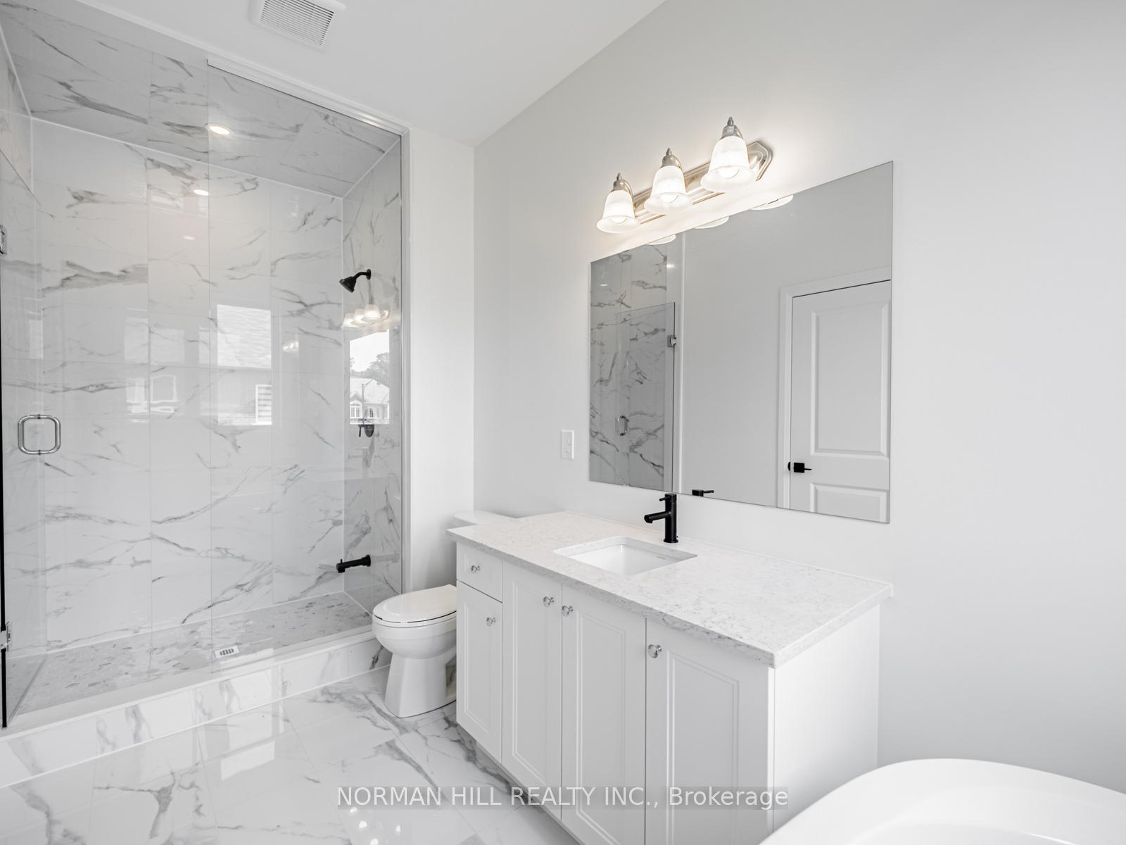 Photo 11 of 5 Lilestone Drive, Brampton, Credit Valley — HOMEH
