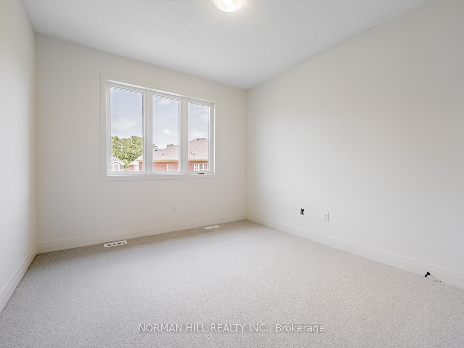 Photo 13 of 5 Lilestone Drive, Brampton, Credit Valley — HOMEH